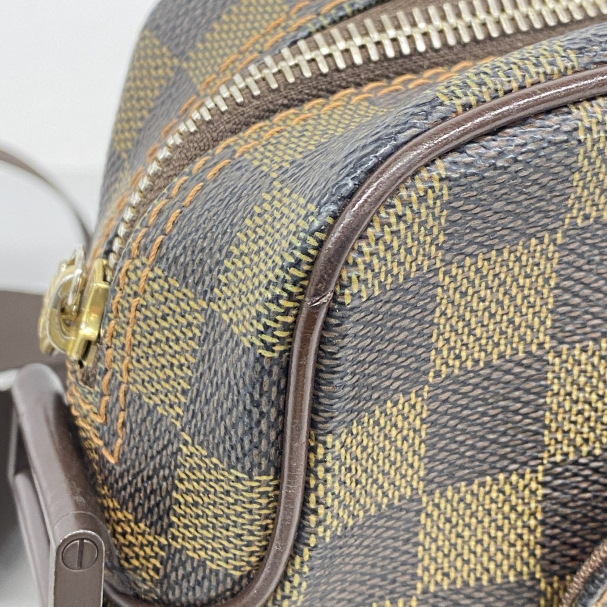 Louis Vuitton Ebene Shoulder Bag (Pre-Owned)