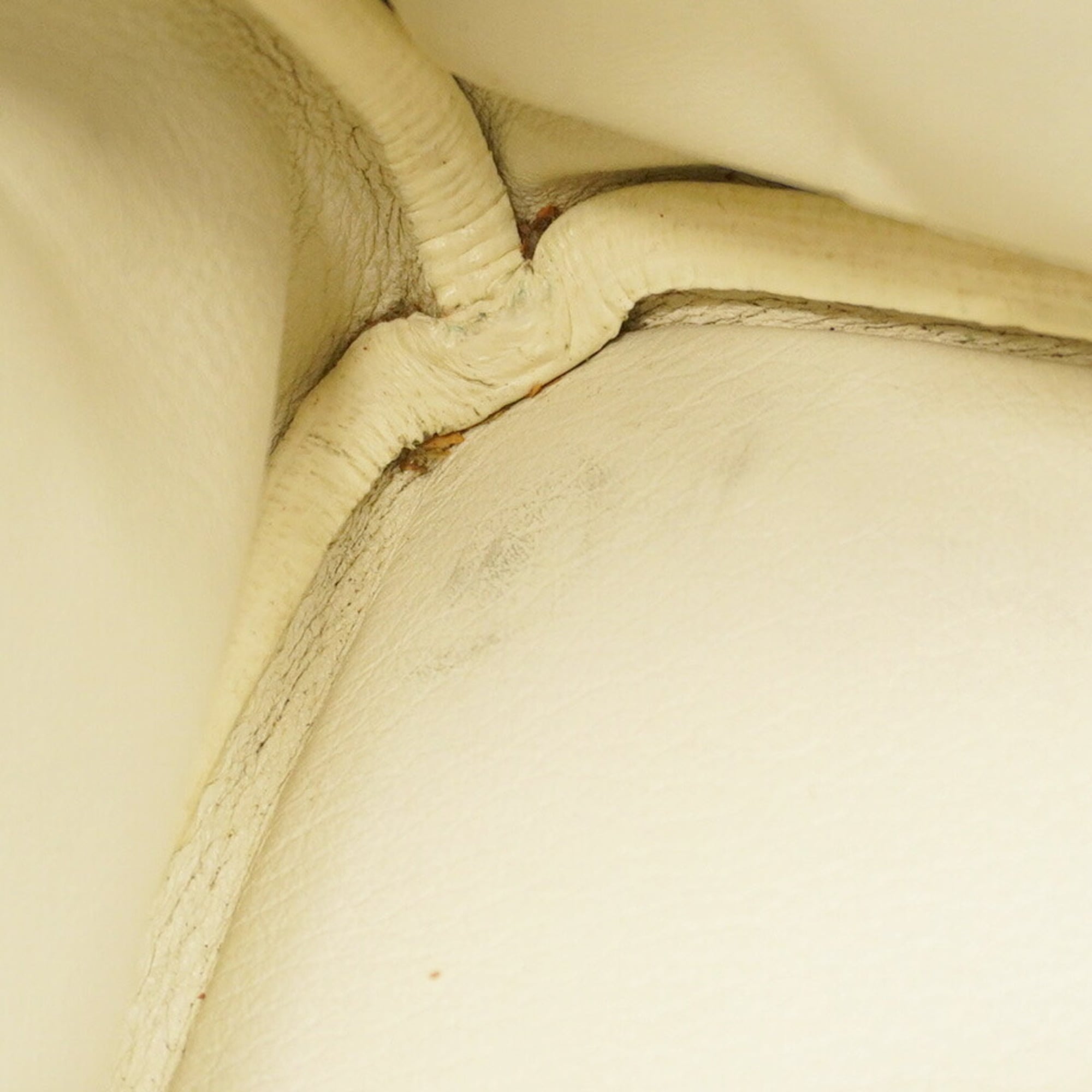 Hermes White Swift Leather Handbag (Pre-Owned)
