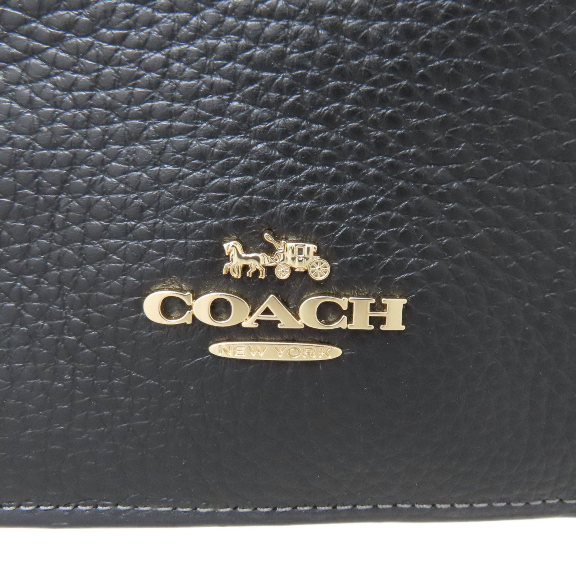 Coach Black Leather Handbag (Pre-Owned)