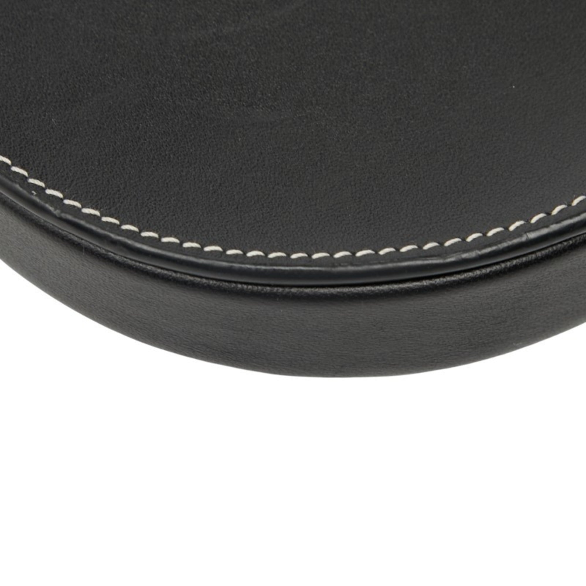 Loewe Black Leather Shoulder Bag (Pre-Owned)