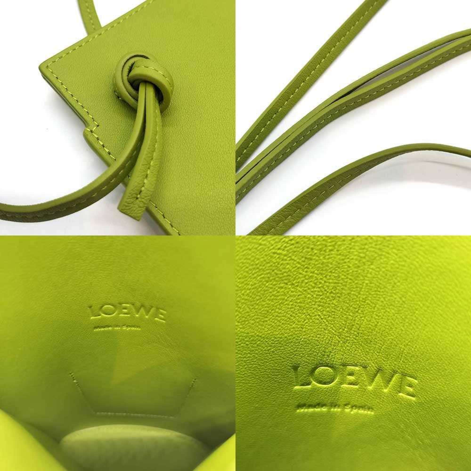 Loewe Green Leather Shoulder Bag (Pre-Owned)