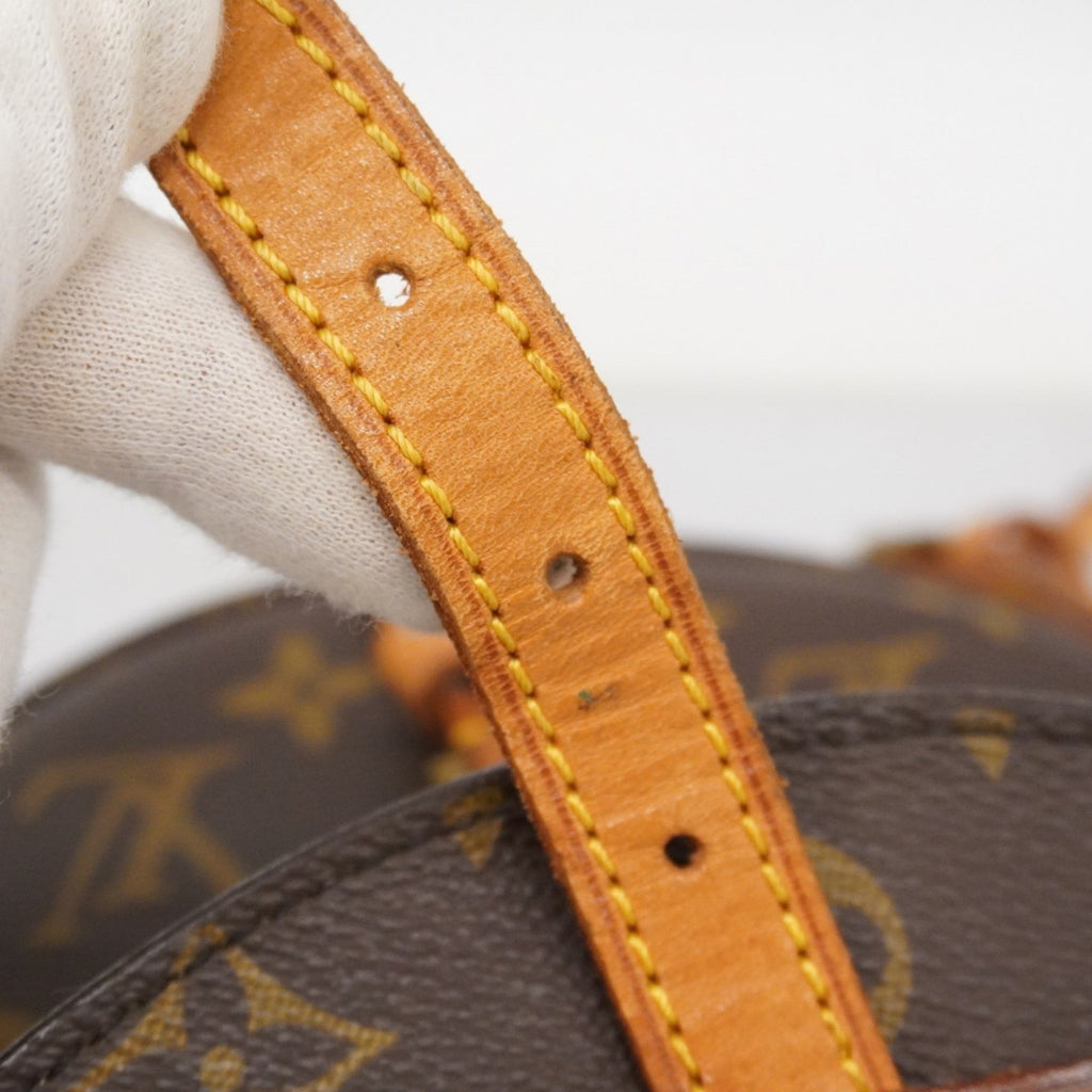 Louis Vuitton Brown Shoulder Bag (Pre-Owned)