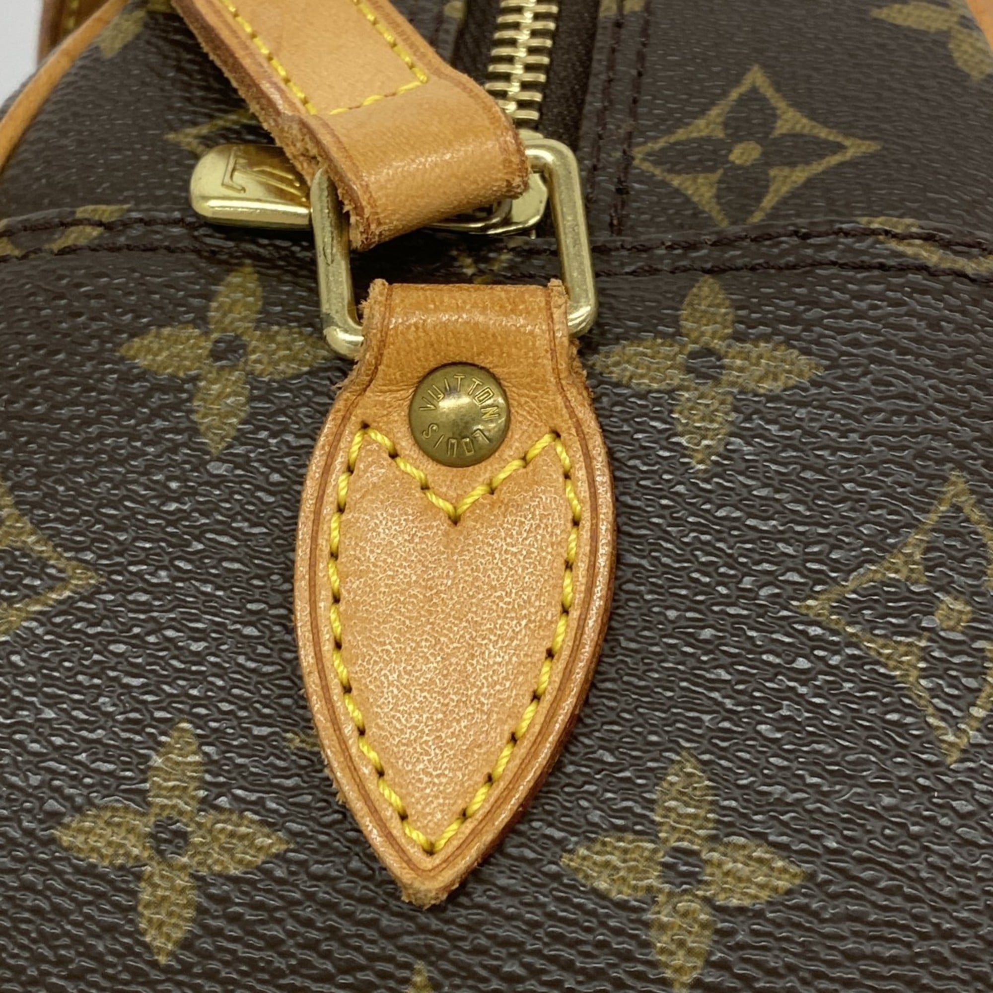 Louis Vuitton Brown Shoulder Bag (Pre-Owned)