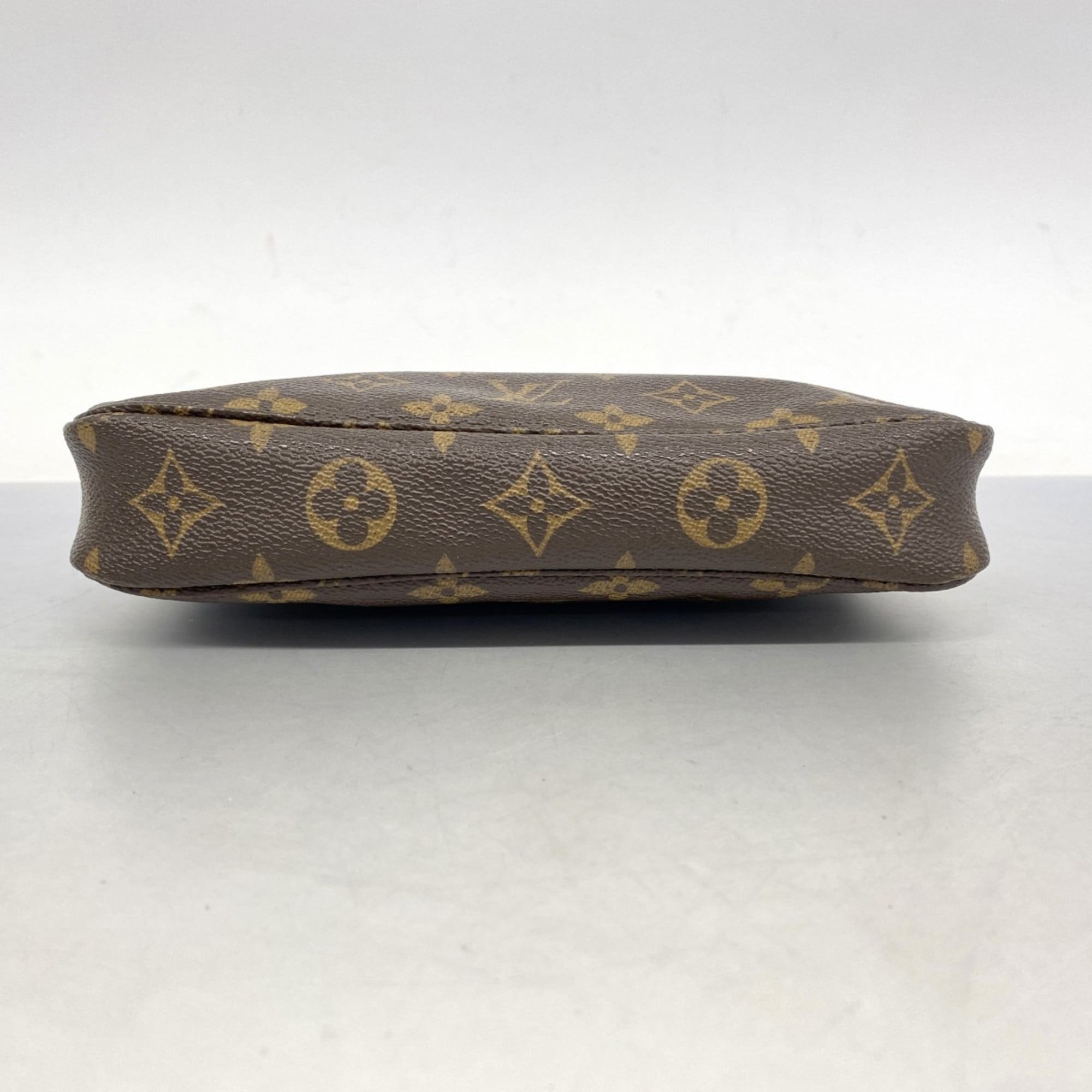 Louis Vuitton Brown Pouch (Pre-Owned)