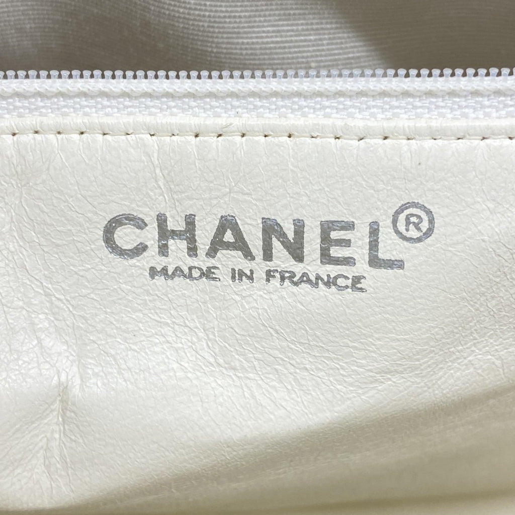 Chanel Navy White Leather Tote Bag (Pre-Owned)