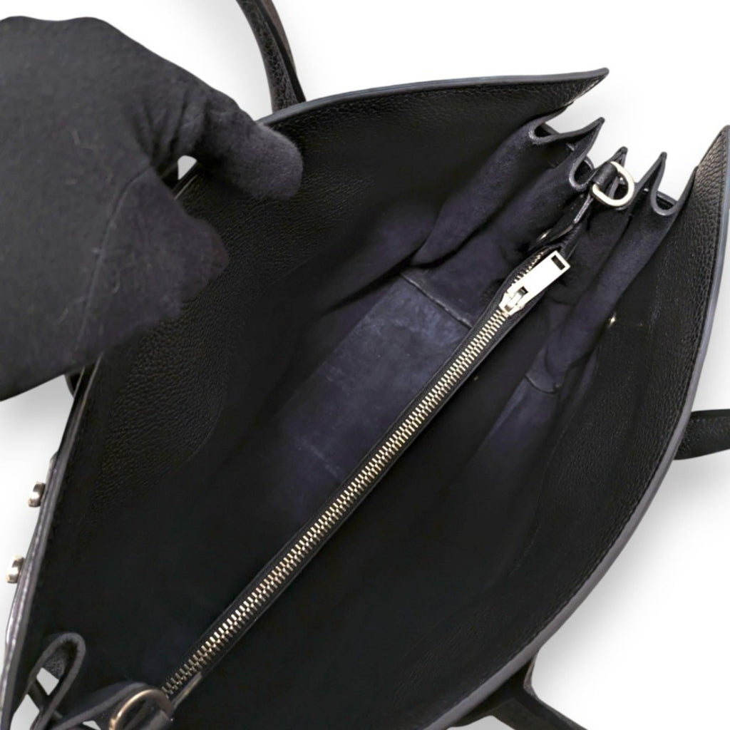 Yves Saint Laurent Black Handbag Shoulder Bag (Pre-Owned)