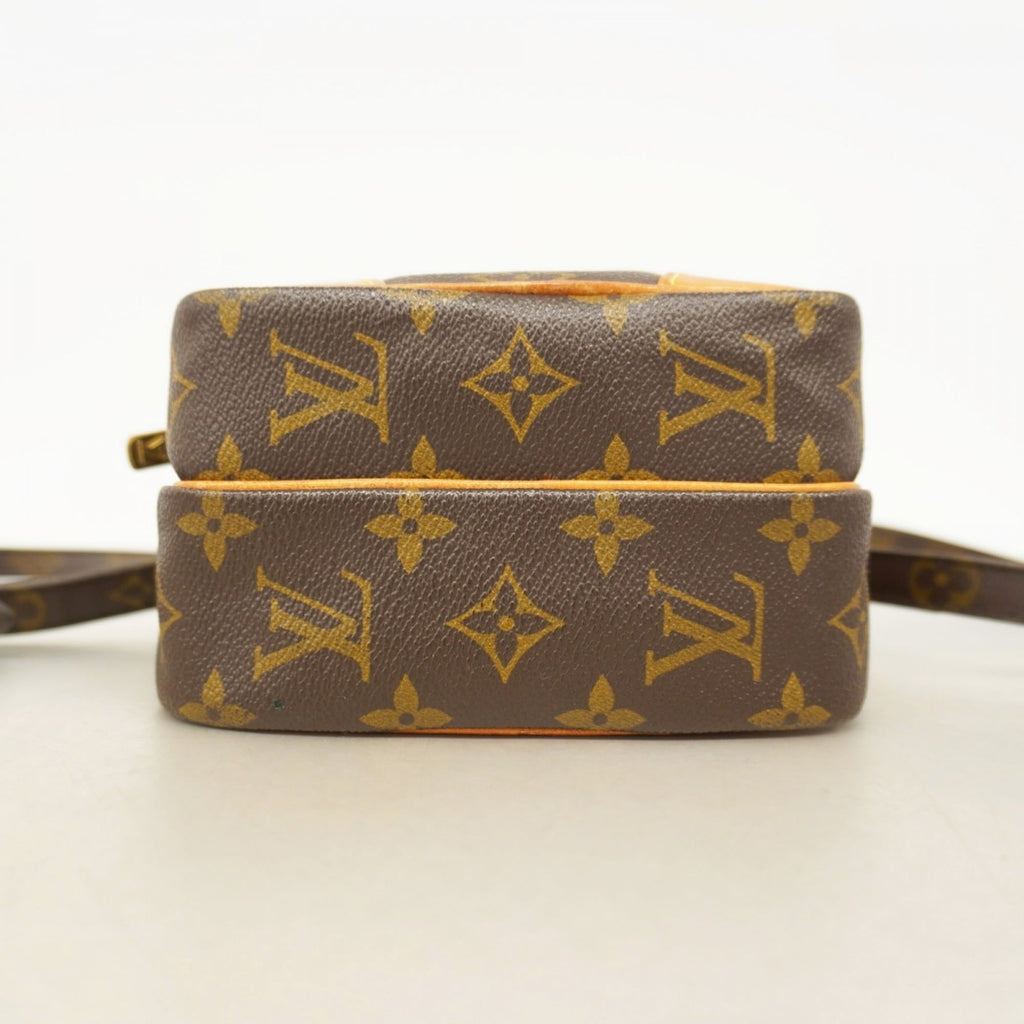 Louis Vuitton Brown Shoulder Bag (Pre-Owned)