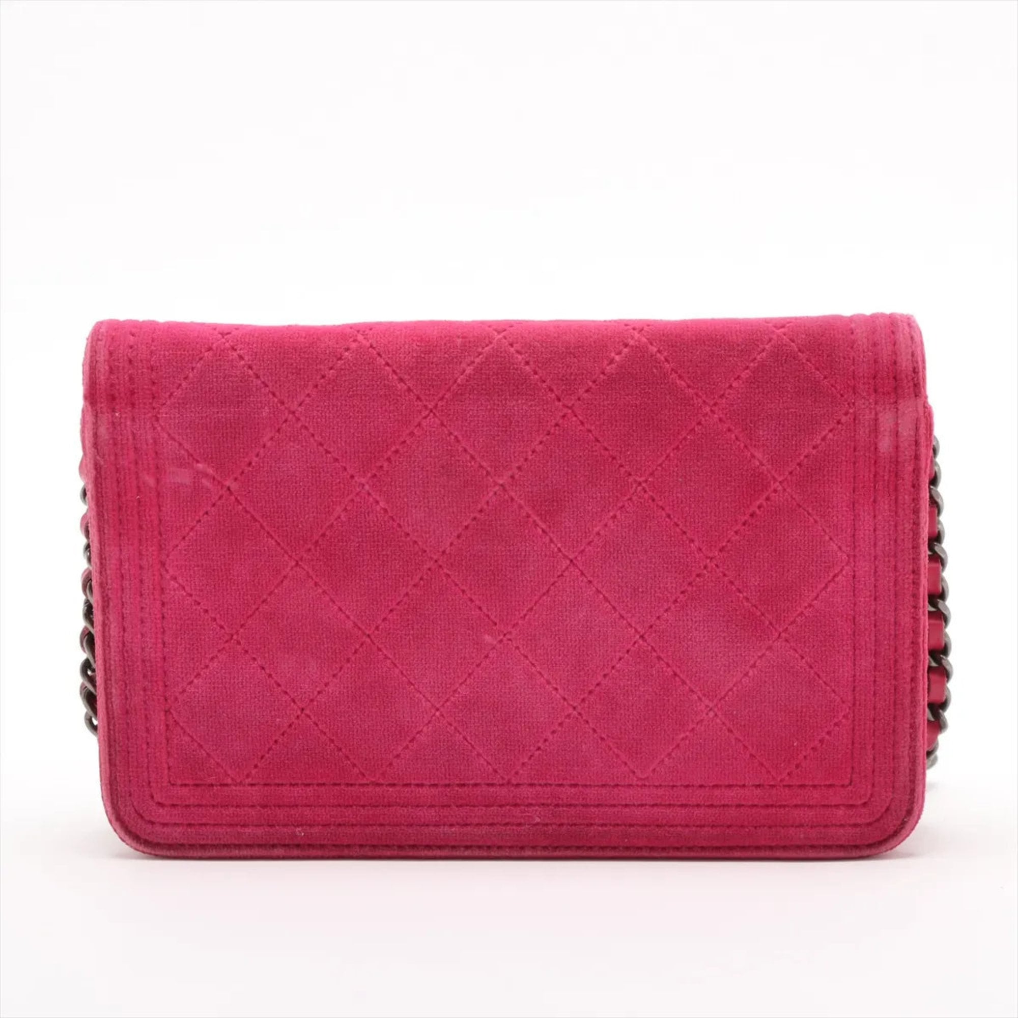 Chanel Pink Shoulder Bag (Pre-Owned)