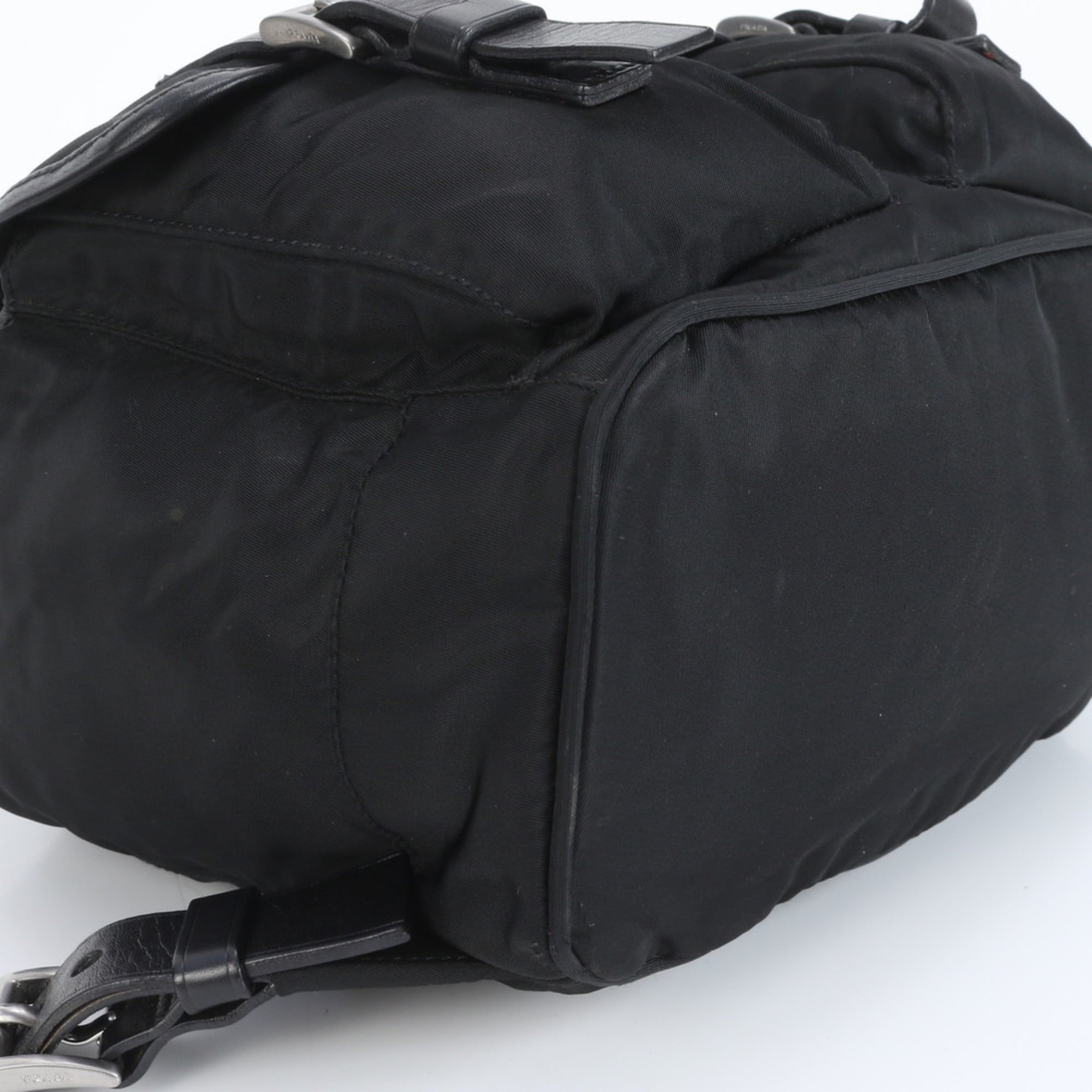 Prada Black Leather Nylon Backpack (Pre-Owned)