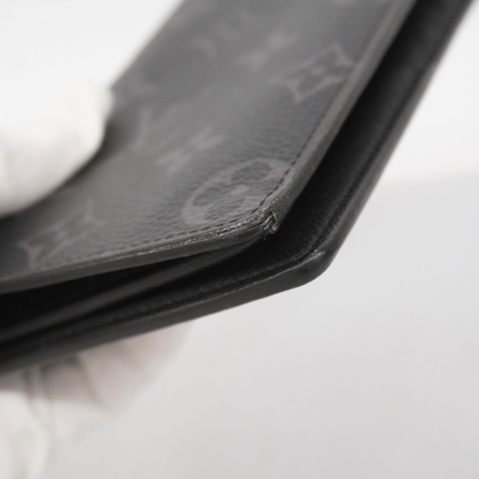 Louis Vuitton Black Long Wallet (Bi-Fold) (Pre-Owned)