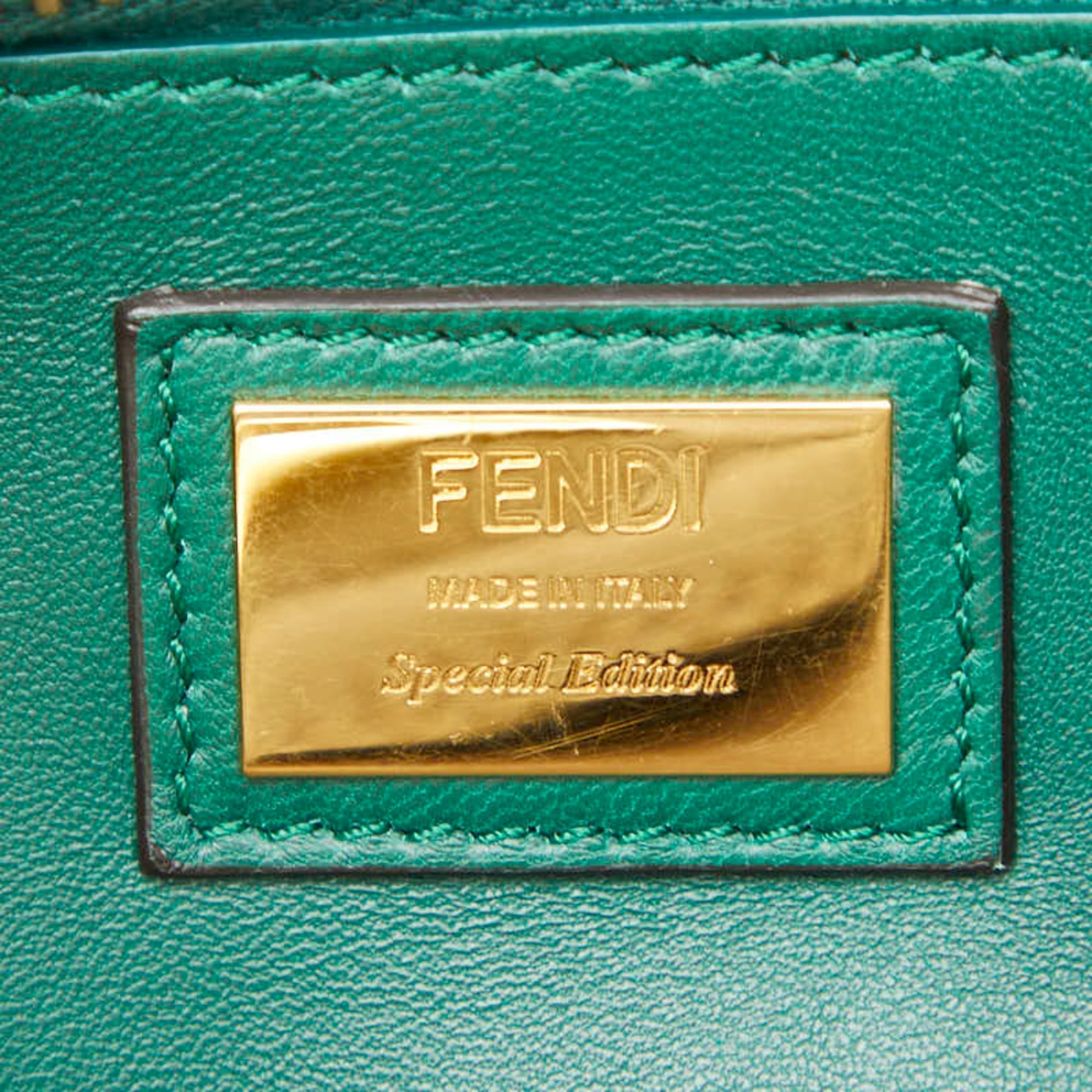 Fendi Grayish Leather Handbag Shoulder Bag (Pre-Owned)