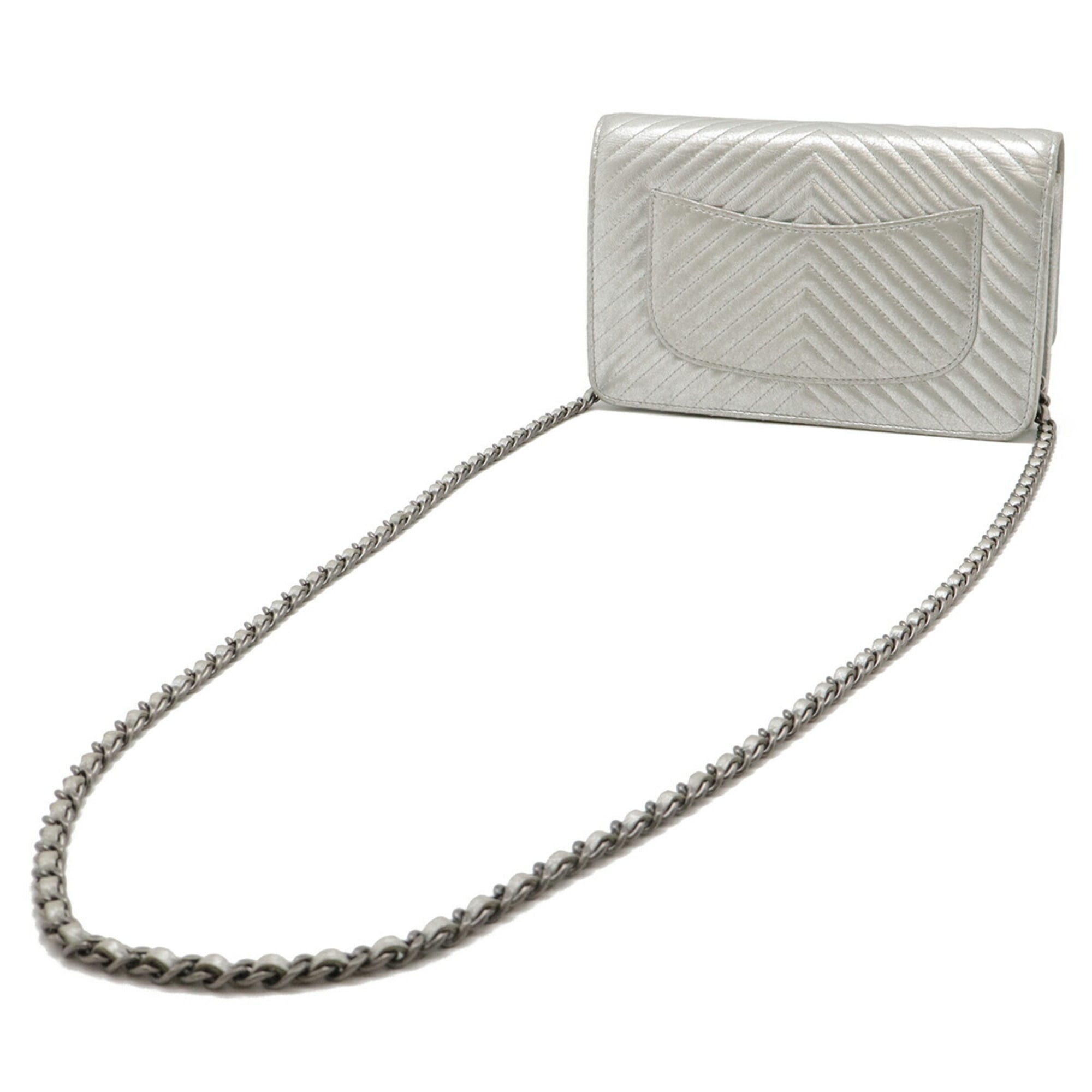Chanel Chevron (V Stitch) Metallic Silver Leather Chain/Shoulder Wallet (Pre-Owned)