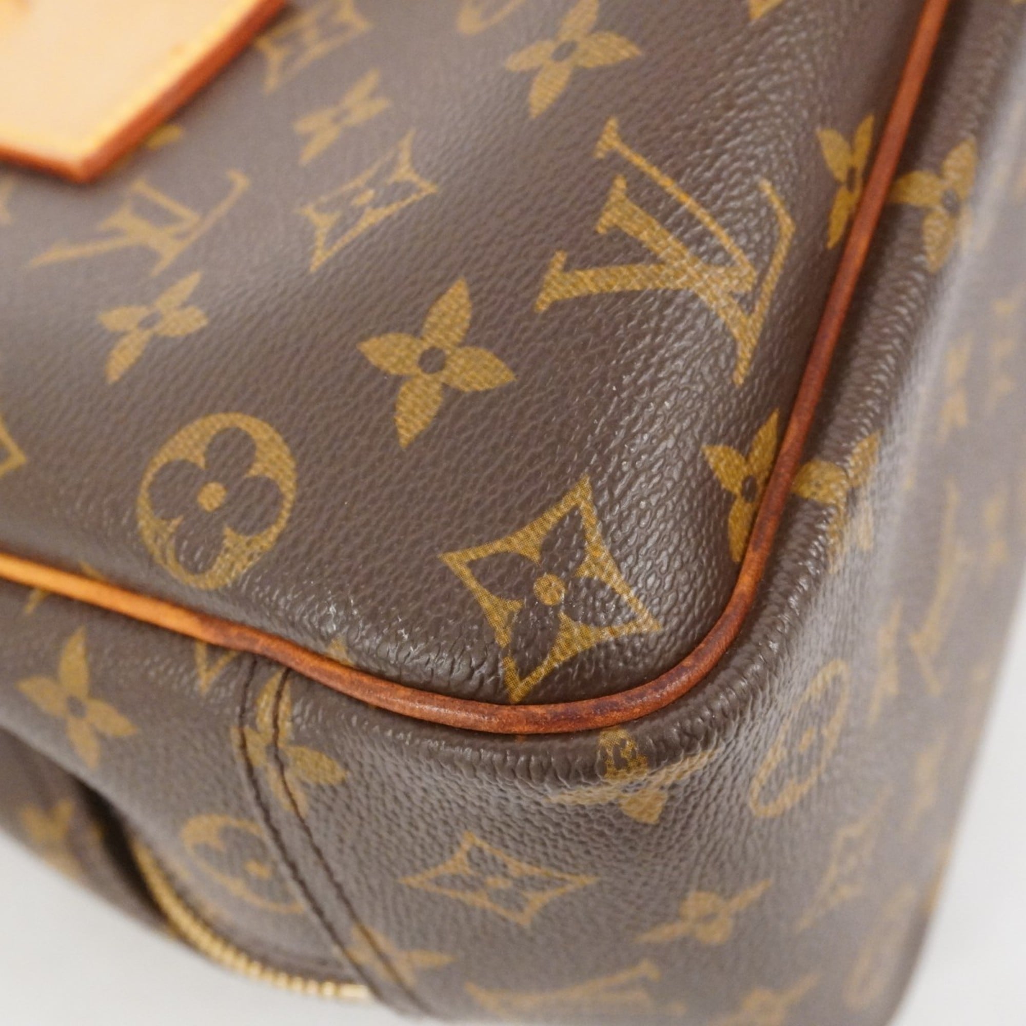Louis Vuitton Brown Handbag (Pre-Owned)