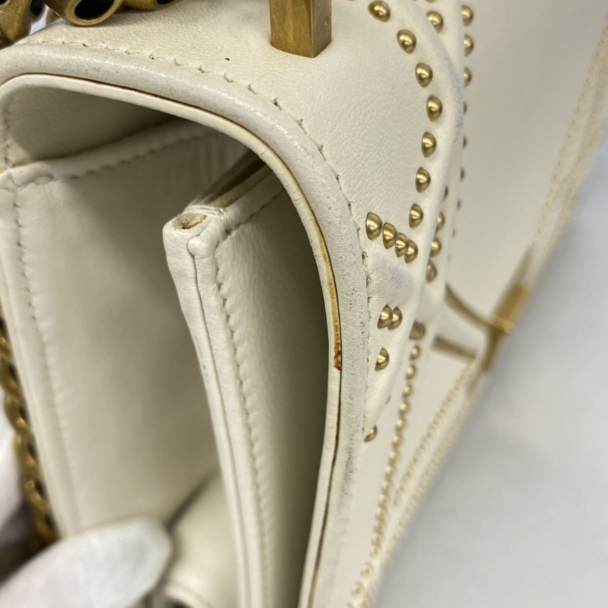 Christian Dior White Leather Shoulder Bag (Pre-Owned)