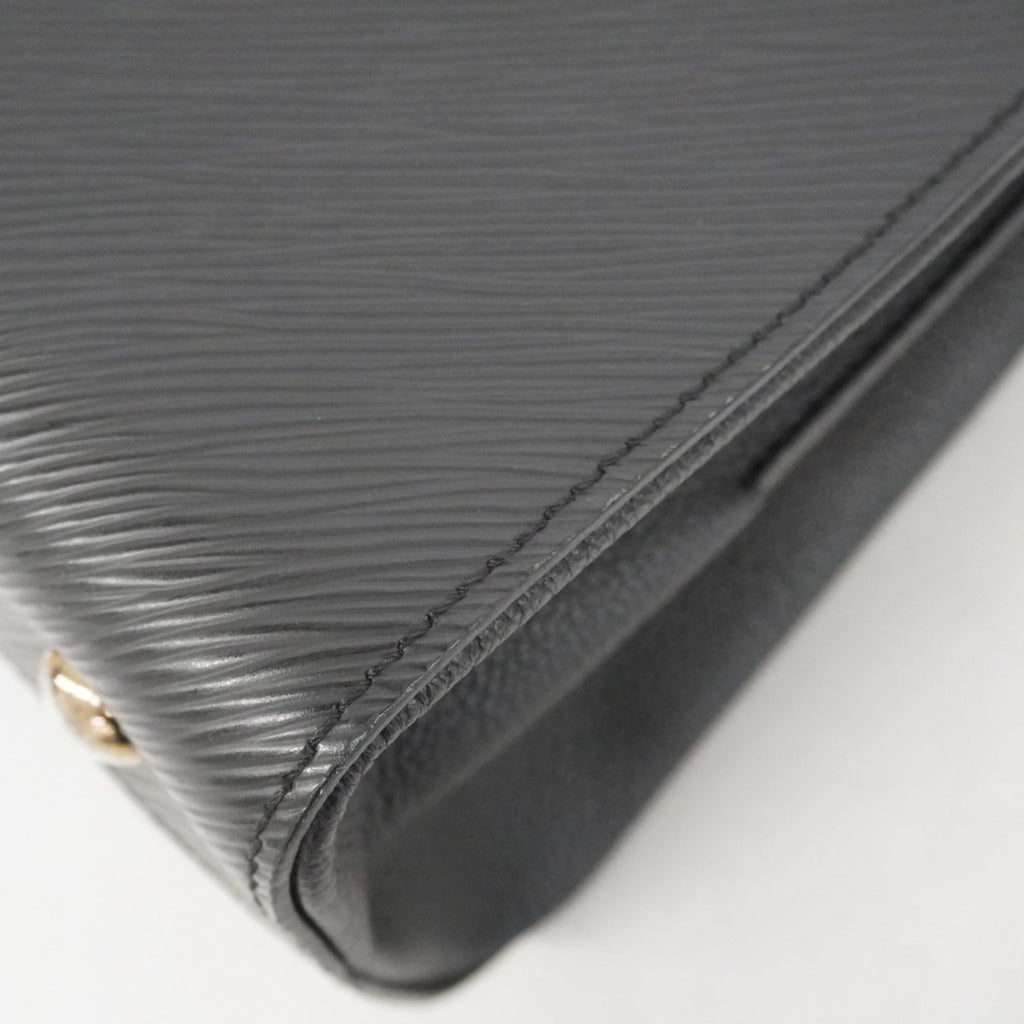 Louis Vuitton Noir Handbag (Pre-Owned)