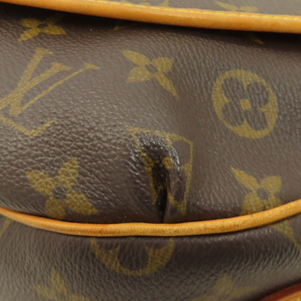 Louis Vuitton Monogram Monogram Shoulder Bag (Pre-Owned)
