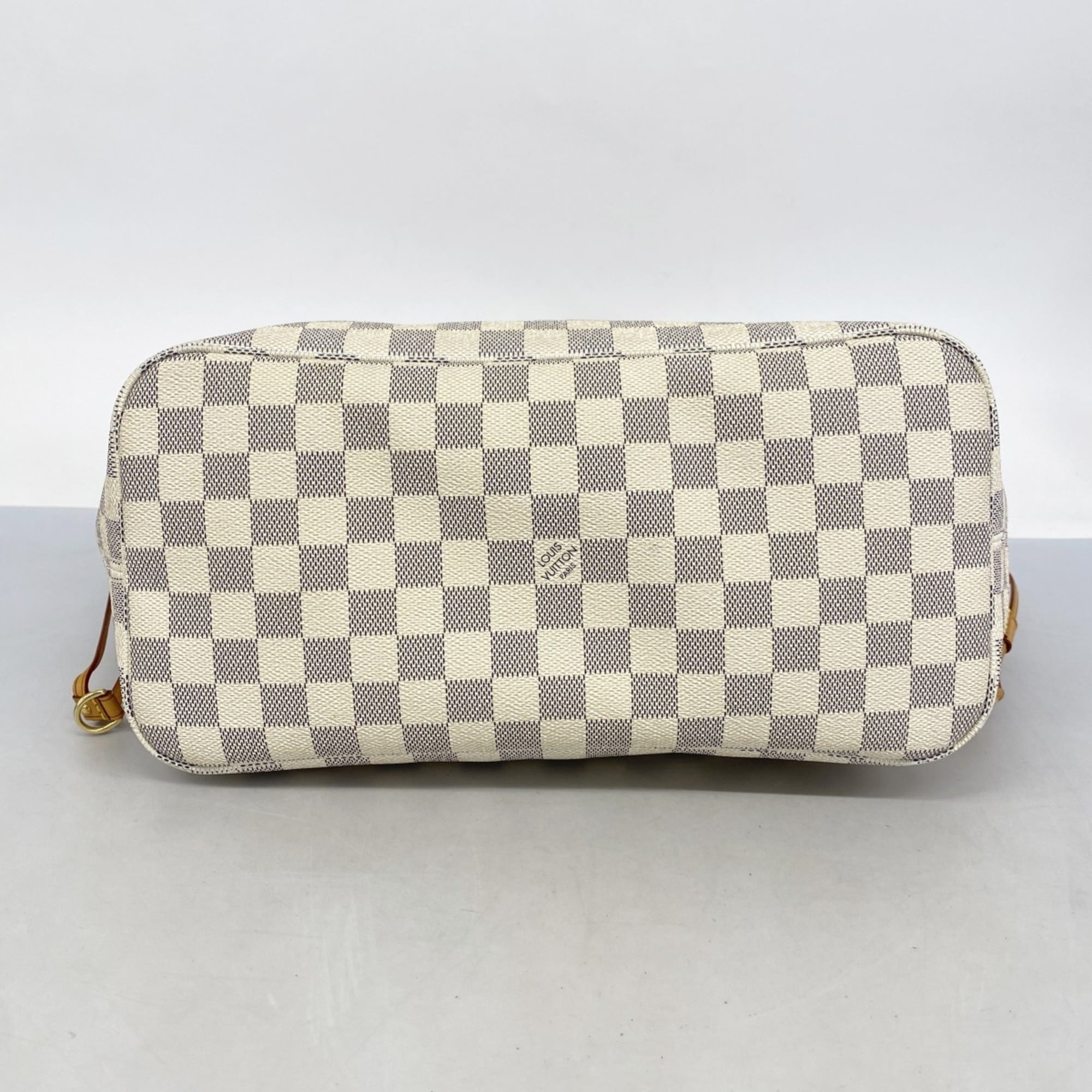 Louis Vuitton White Tote Bag (Pre-Owned)