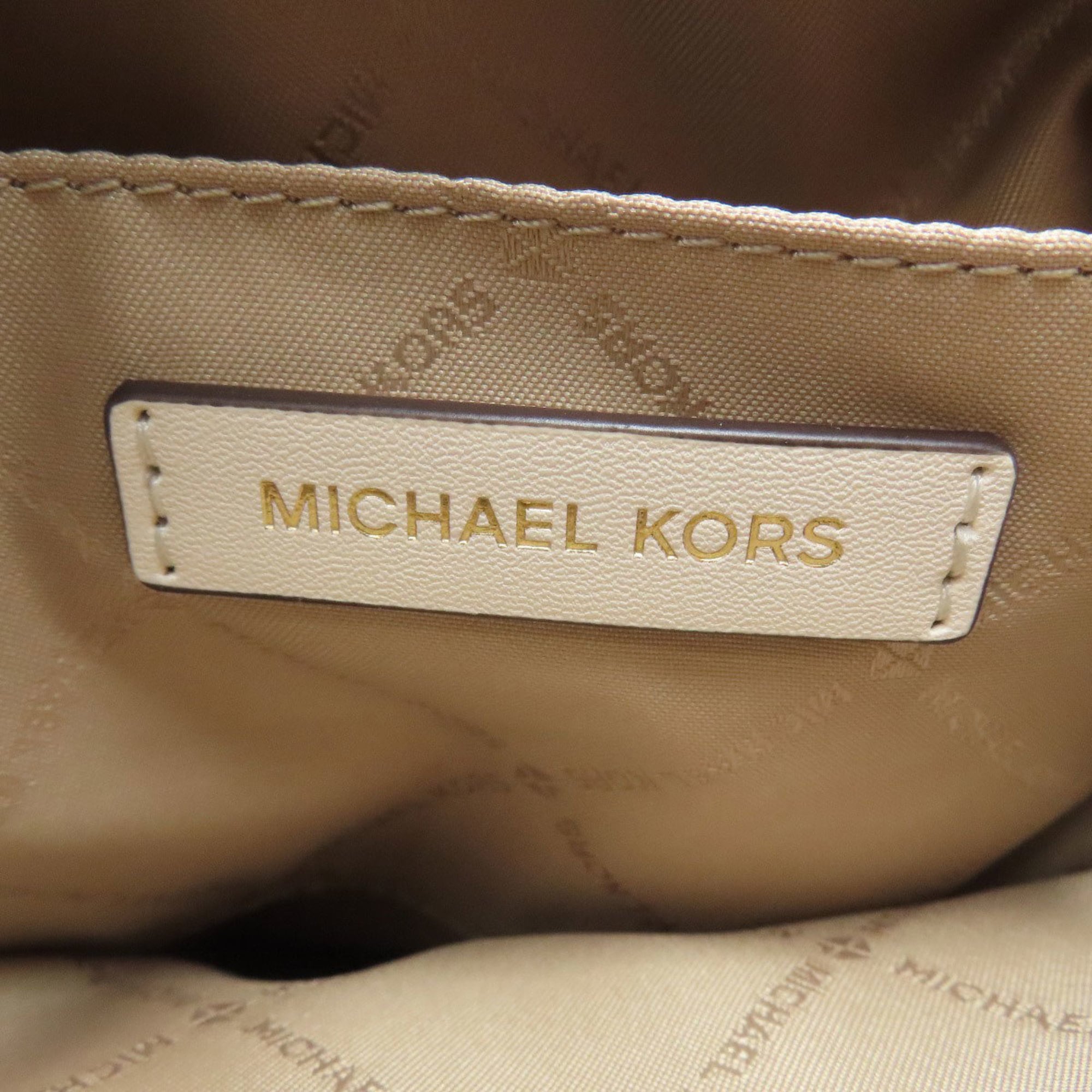 Michael Kors White Leather Pvc Backpack (Pre-Owned)