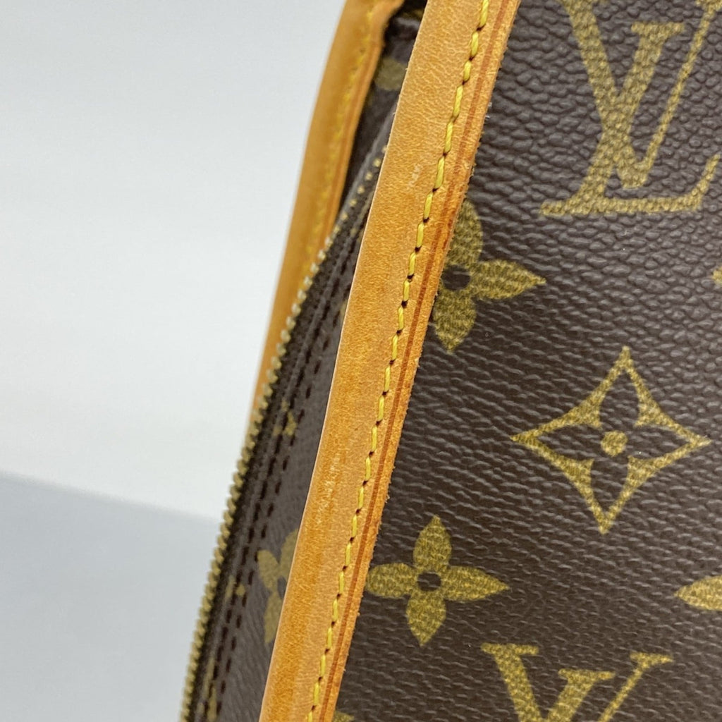 Louis Vuitton Brown Briefcase (Pre-Owned)