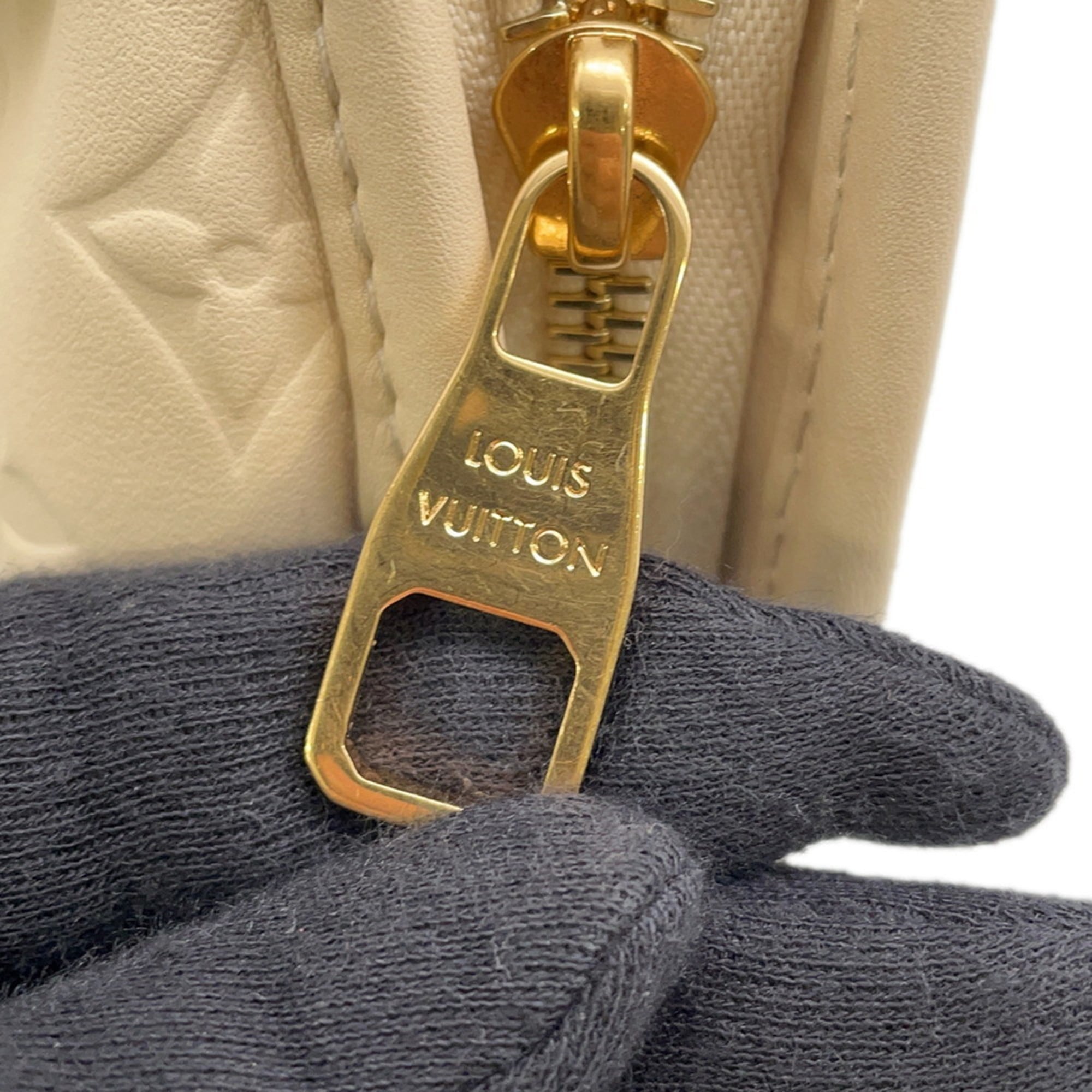 Louis Vuitton Monogram Beige Monogram Monogram Pouch (Pre-Owned)