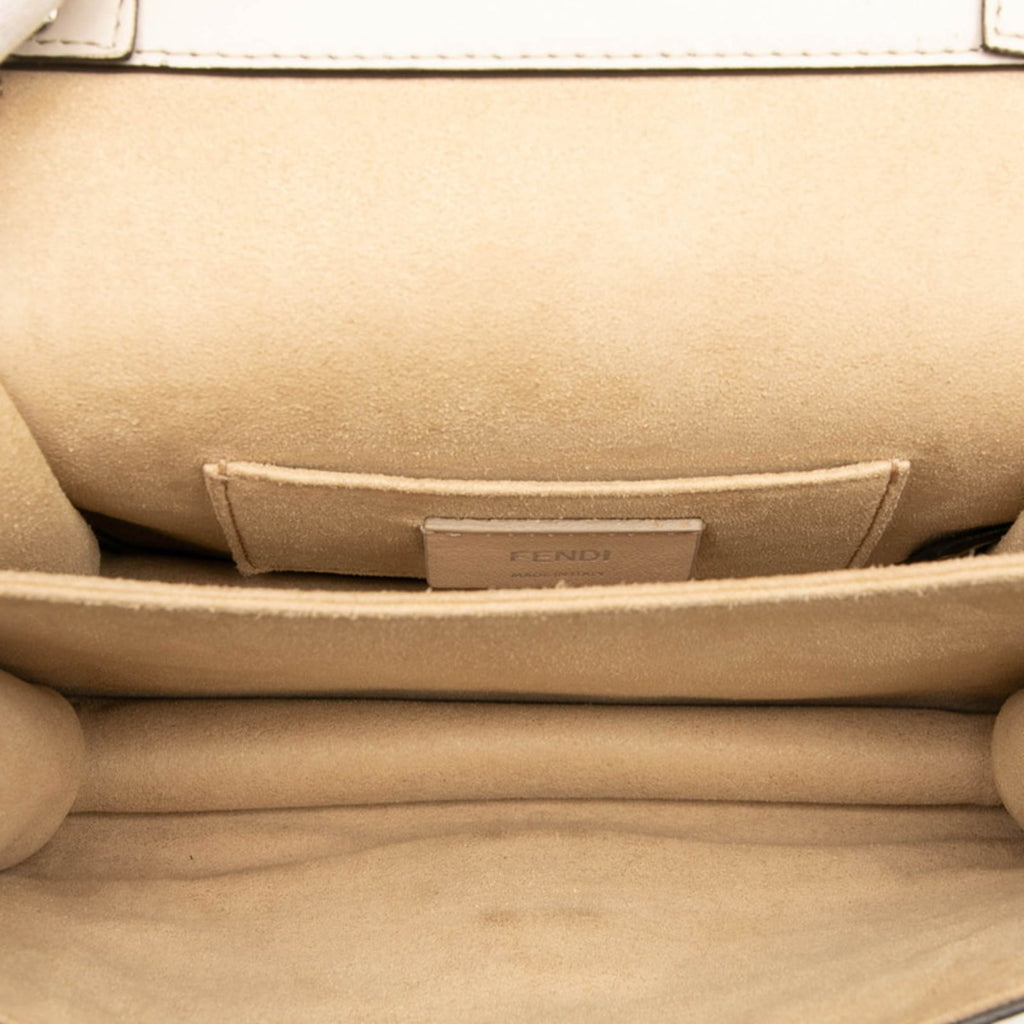 Fendi Beige Leather Shoulder Bag (Pre-Owned)