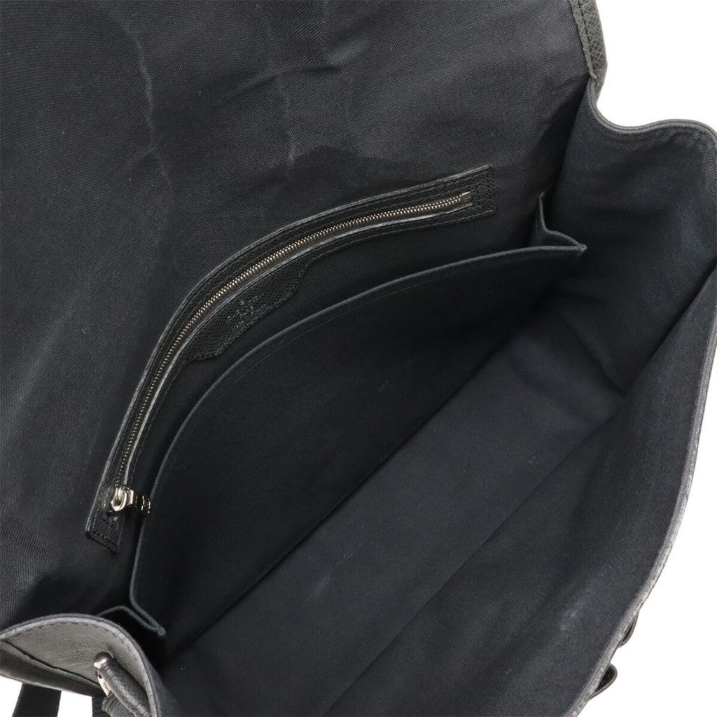 Louis Vuitton Taiga Ardoise Black Leather Shoulder Bag (Pre-Owned)