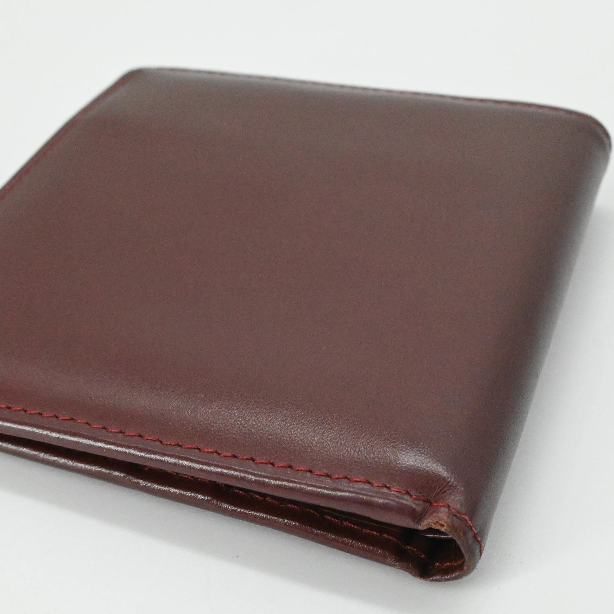 Cartier Bordeaux Red Color Leather Wallet (Bi-Fold) (Pre-Owned)
