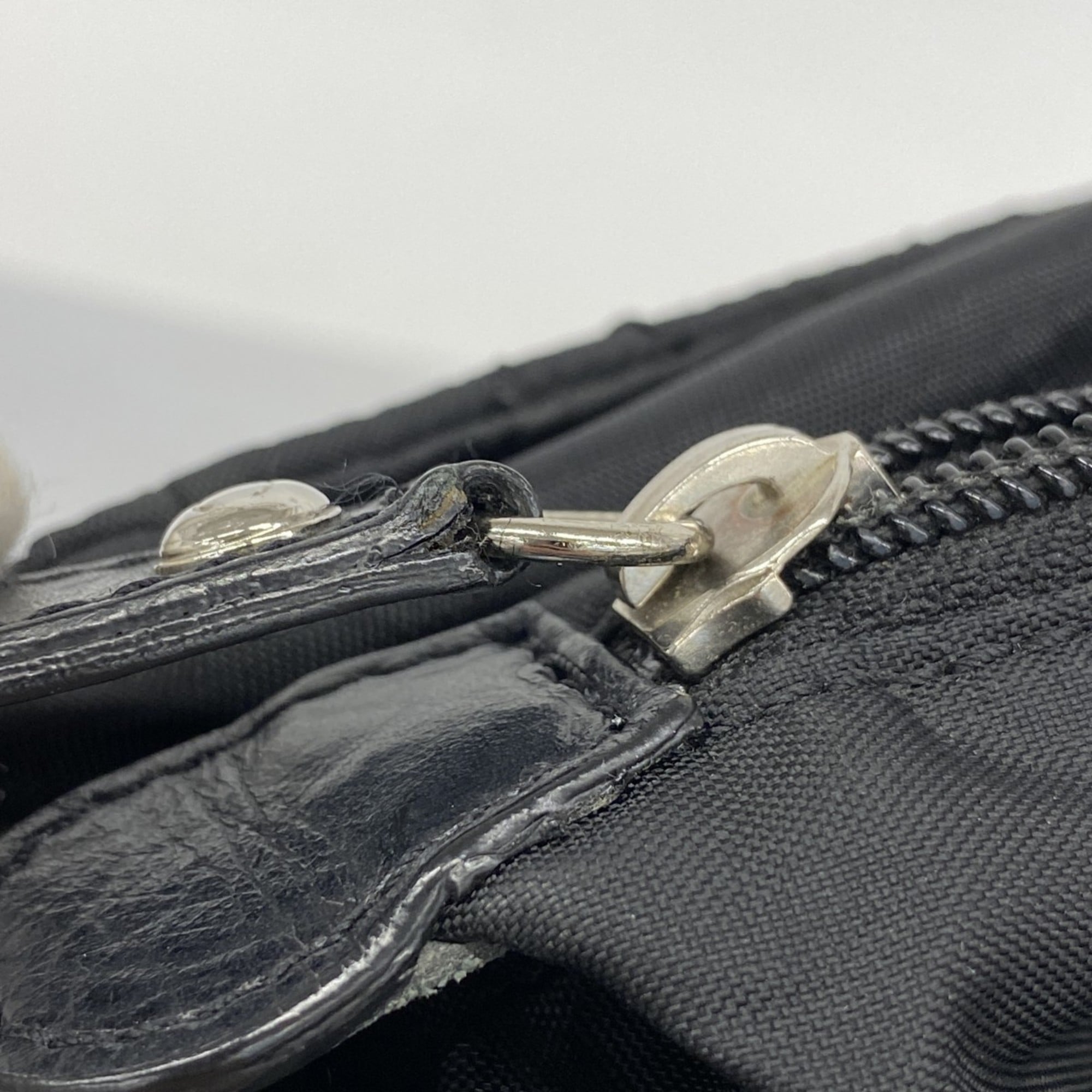Chanel Black Nylon Tote Bag (Pre-Owned)