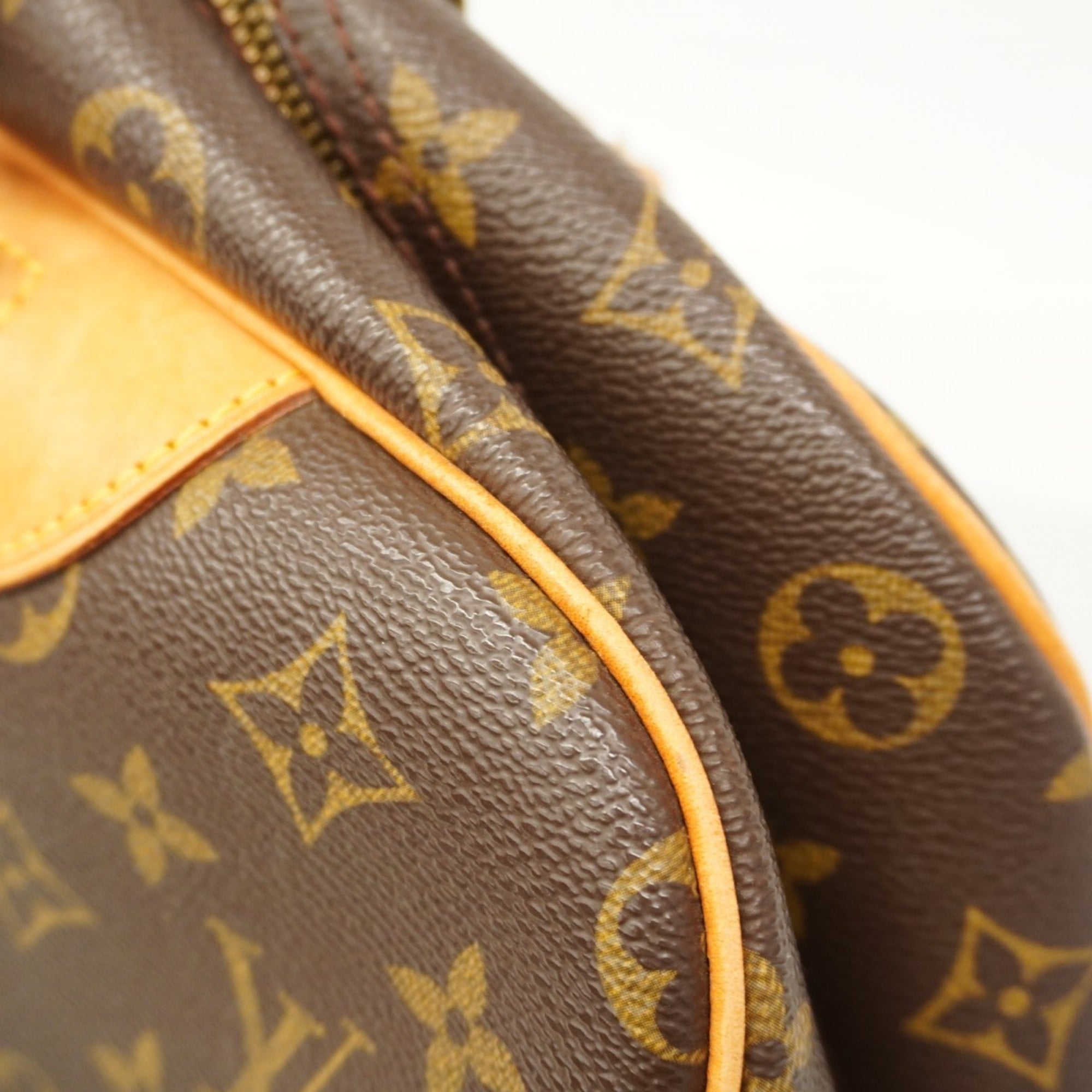 Louis Vuitton Brown Handbag (Pre-Owned)