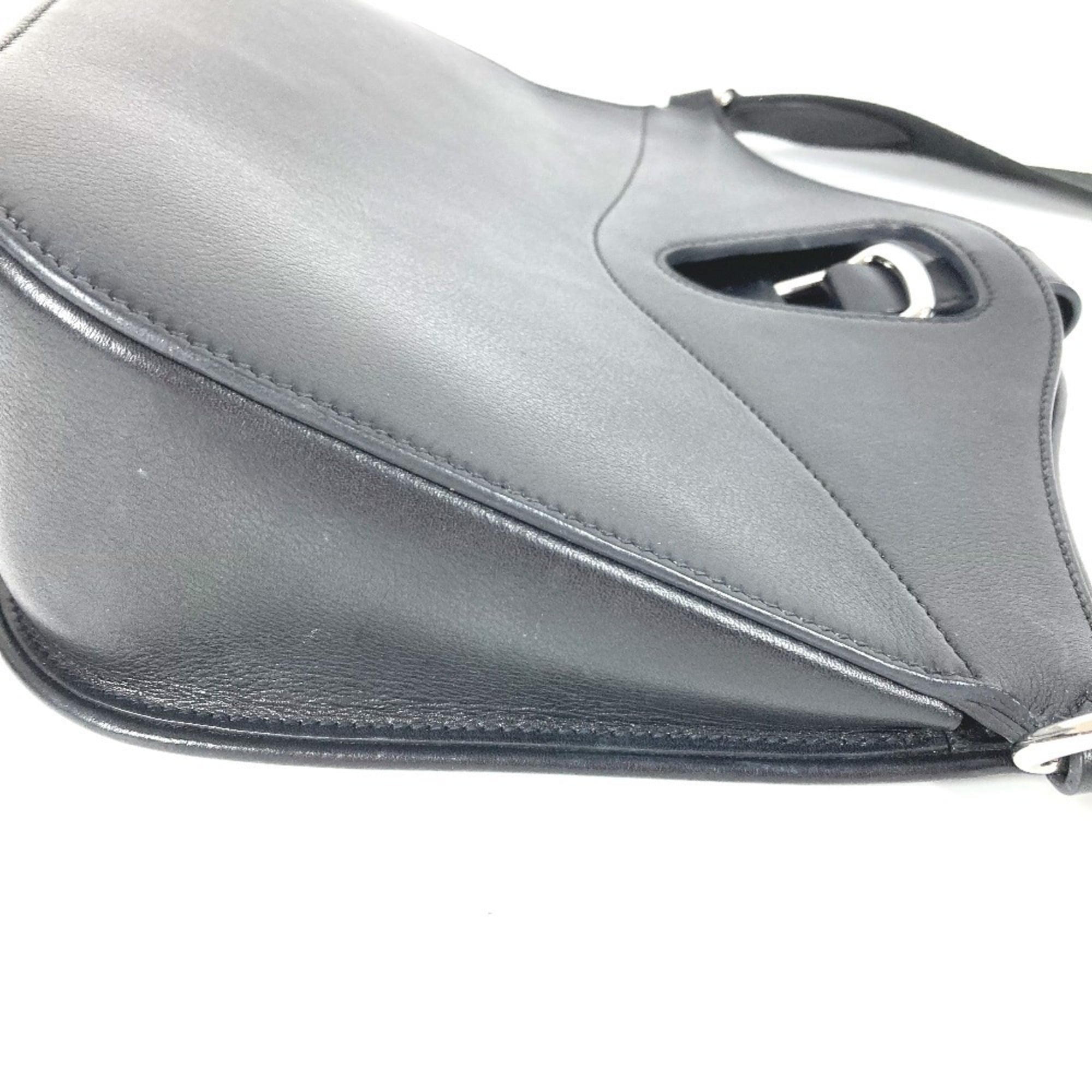 Hermes Black Evergrain Leather Shoulder Bag (Pre-Owned)