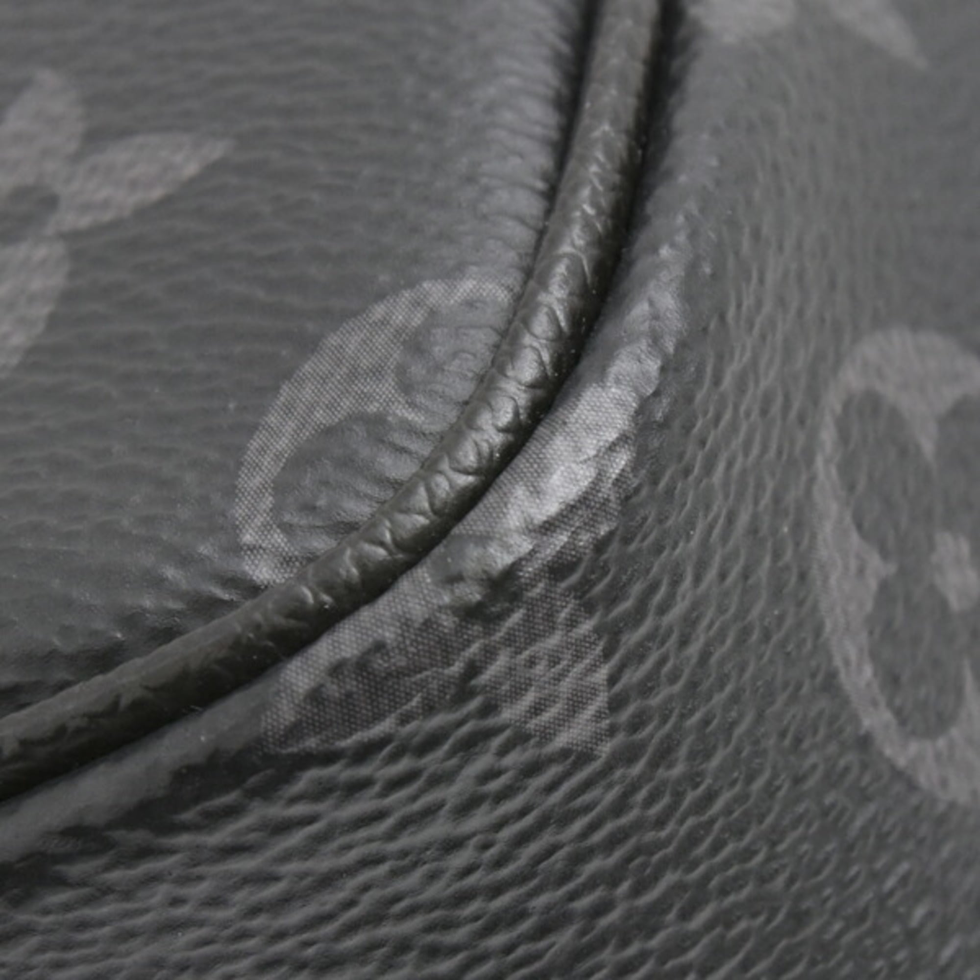 Louis Vuitton Taigarama Black Taigarama Pochette Shoulder Bag (Pre-Owned)