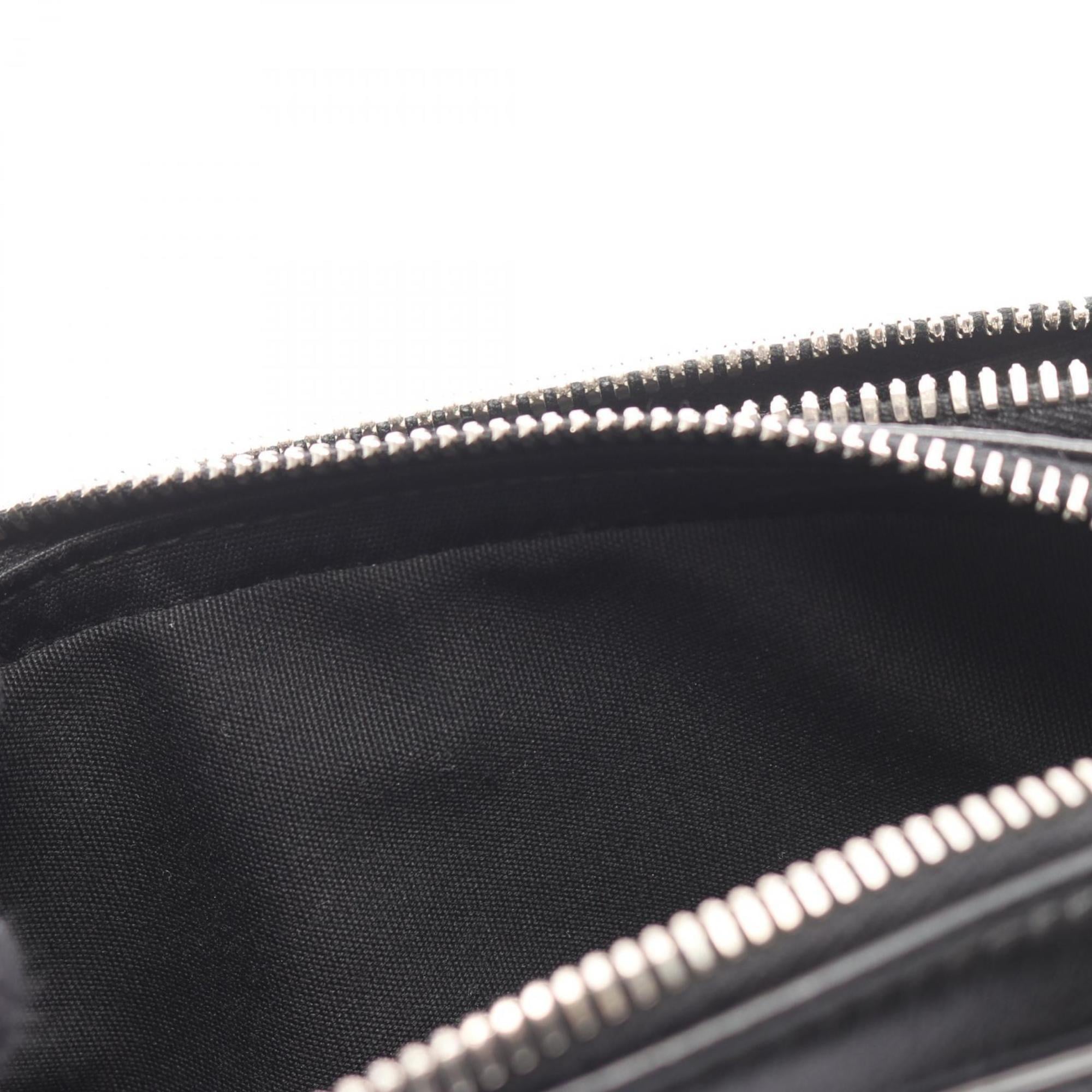 Christian Dior Black Leather Shoulder Bag (Pre-Owned)