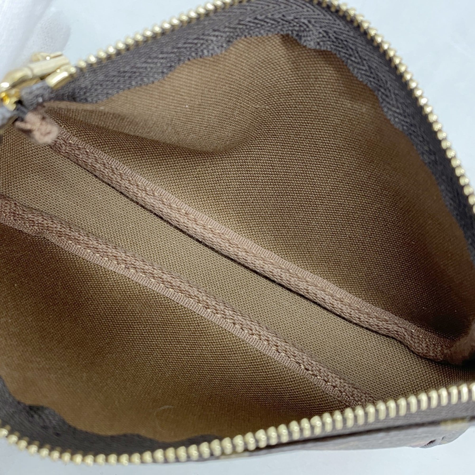 Louis Vuitton Brown Pouch (Pre-Owned)
