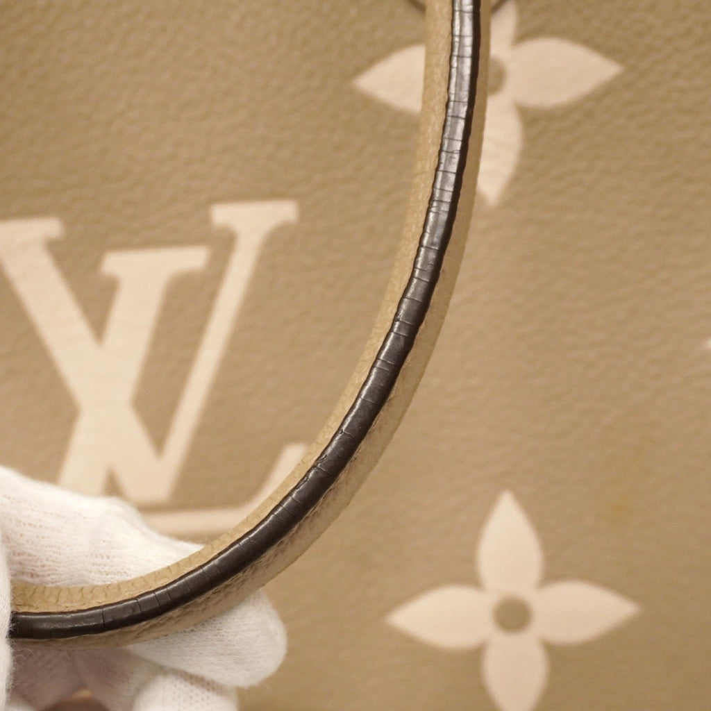 Louis Vuitton Cream Tourterelle Tote Bag (Pre-Owned)