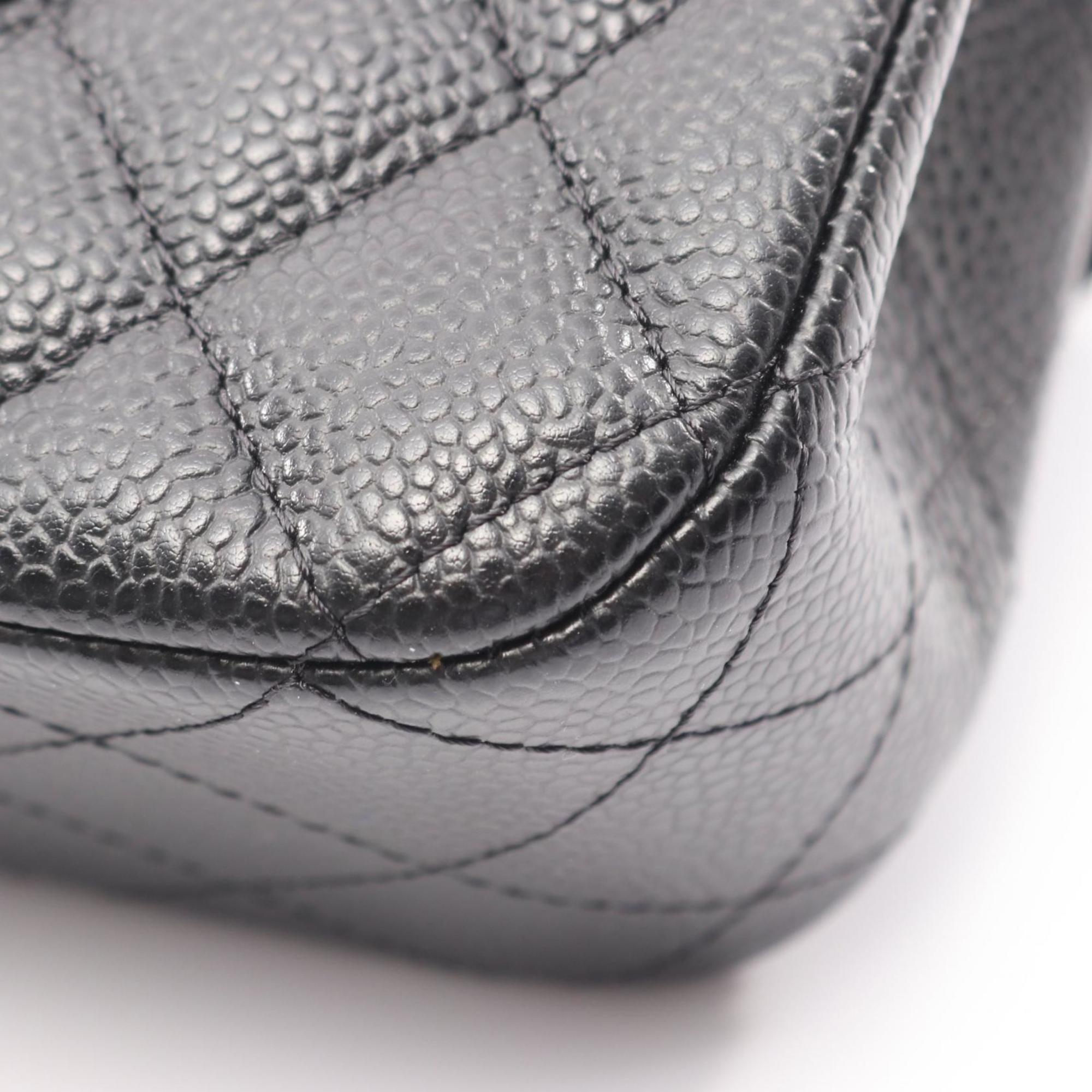 Chanel Black Leather Shoulder Bag (Pre-Owned)