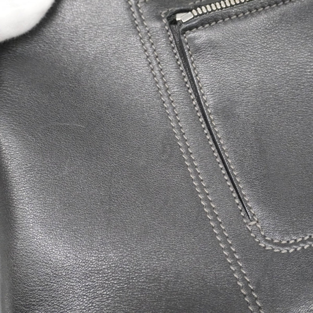 Salvatore Ferragamo Black Leather Handbag (Pre-Owned)