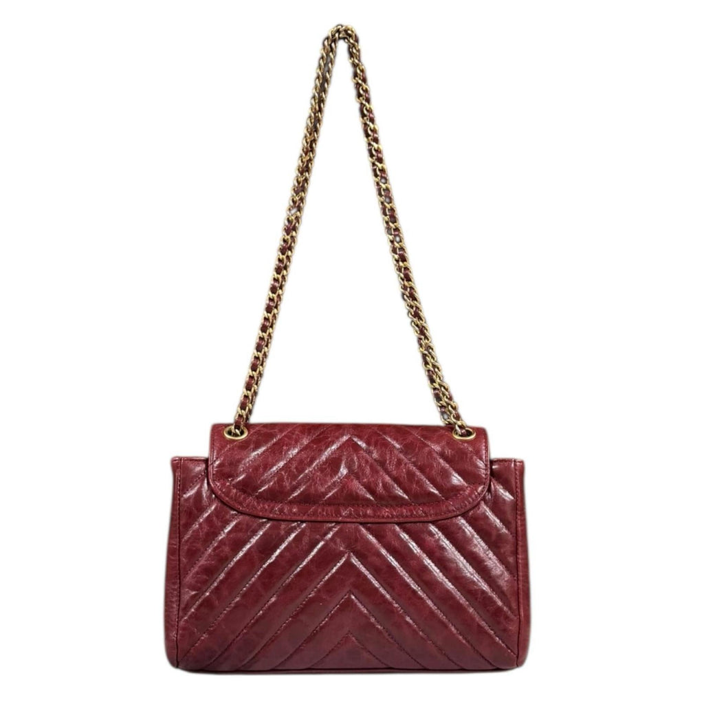 Chanel Red Color Leather Shoulder Bag (Pre-Owned)