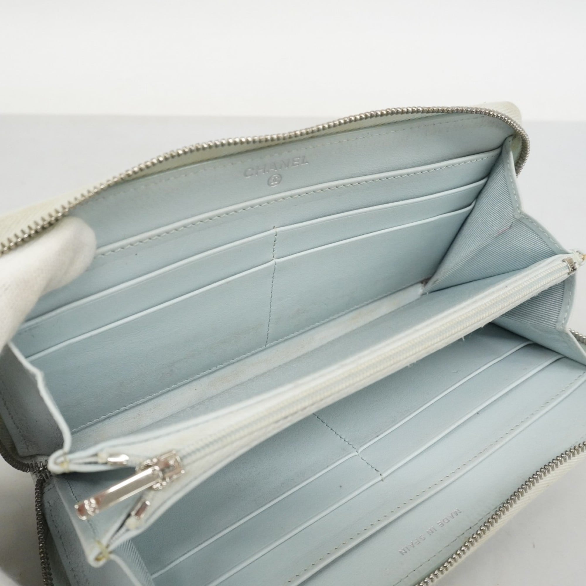 Chanel Light Blue Grained Calfskin Long Wallet (Bi-Fold) (Pre-Owned)