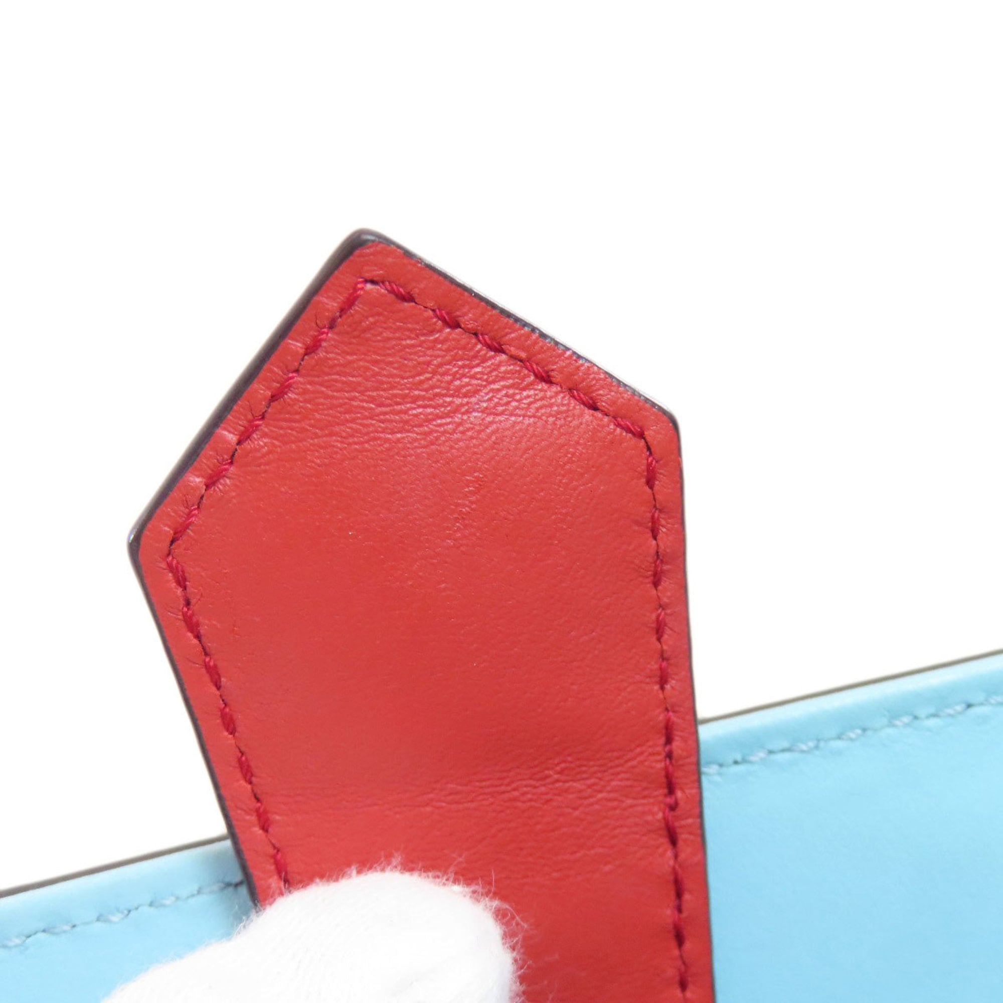 Fendi Red Color Leather Handbag (Pre-Owned)