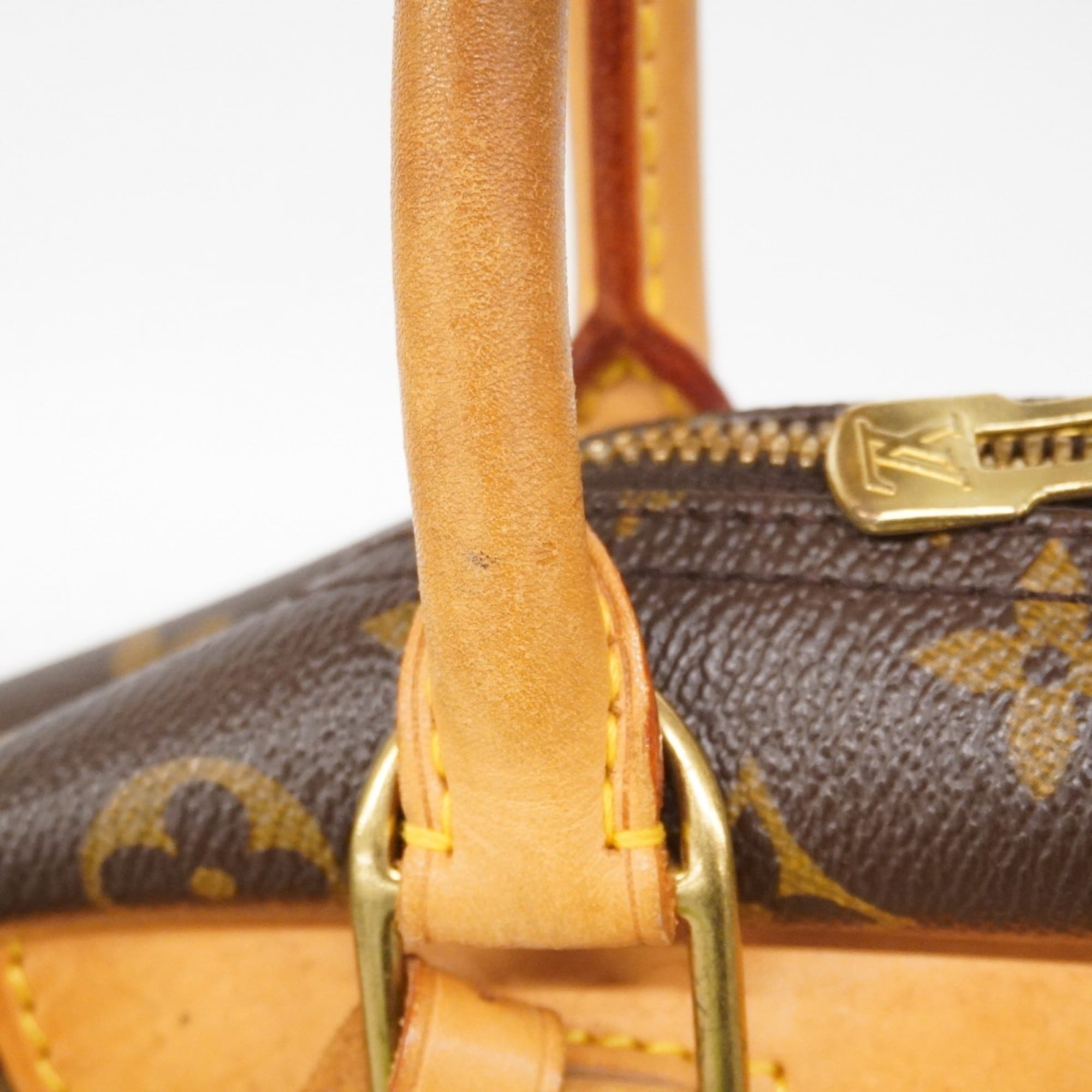 Louis Vuitton Brown Handbag (Pre-Owned)