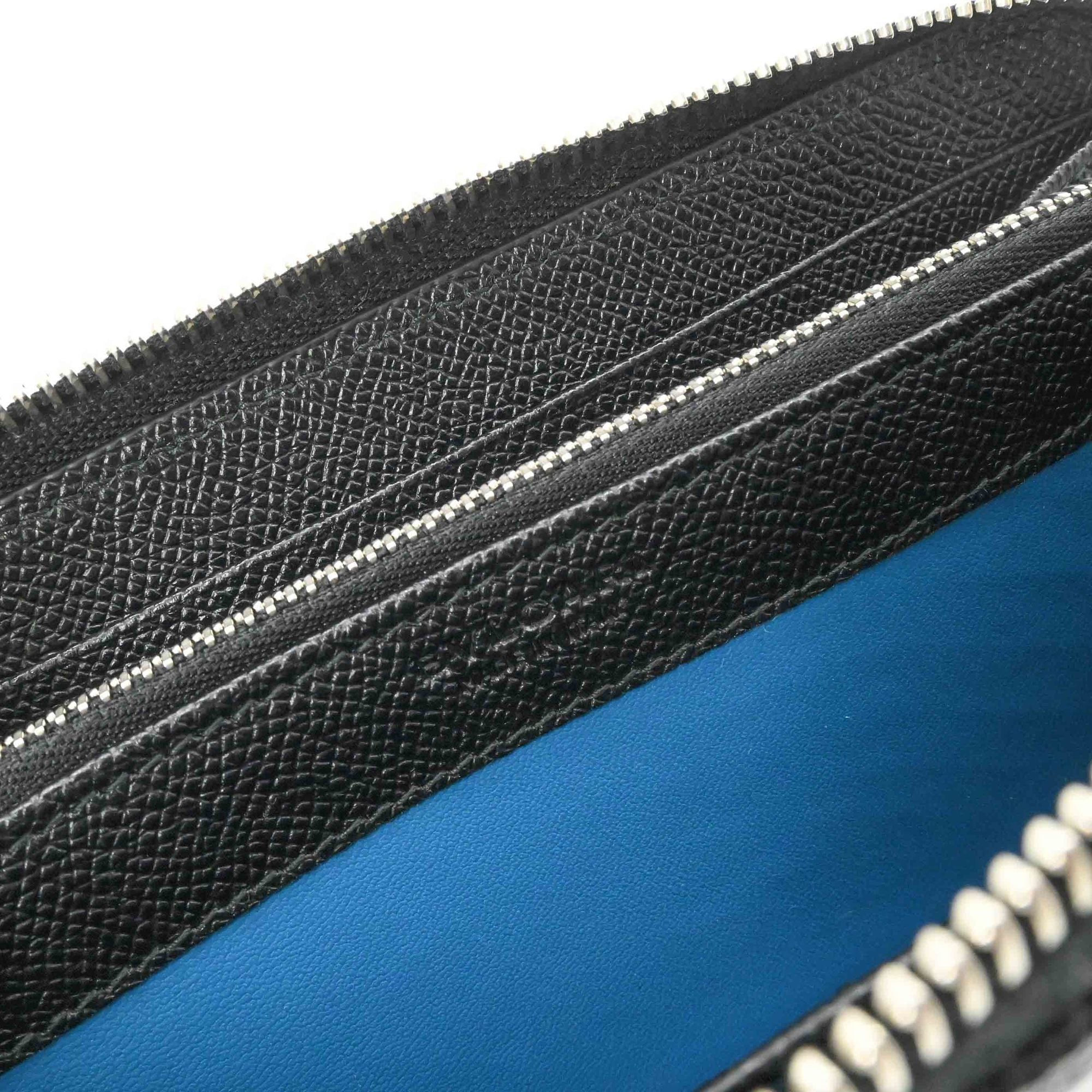 Bvlgari Black Leather Long Wallet (Bi-Fold) (Pre-Owned)