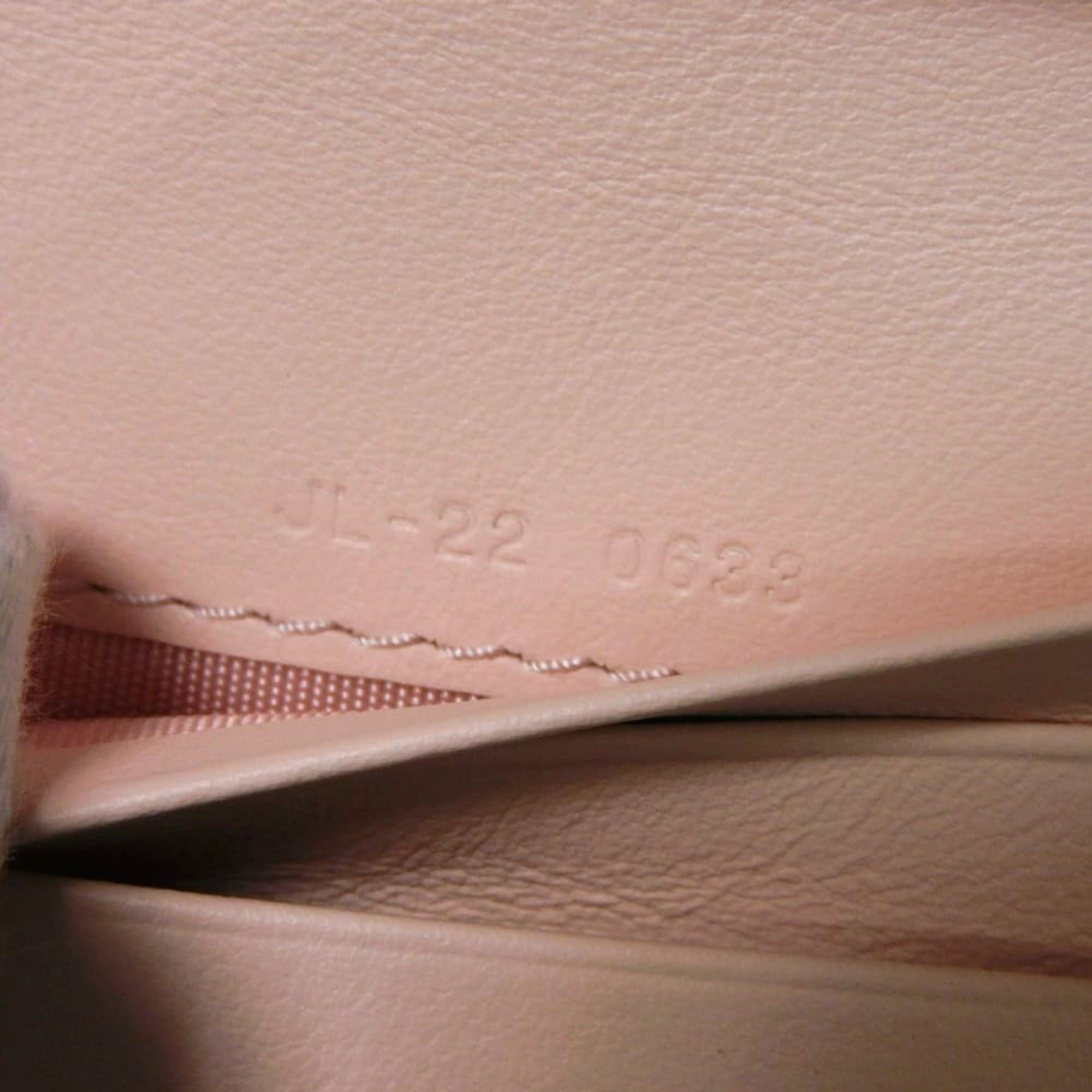 Salvatore Ferragamo Gancini Pink Leather Wallet (Bi-Fold) (Pre-Owned)