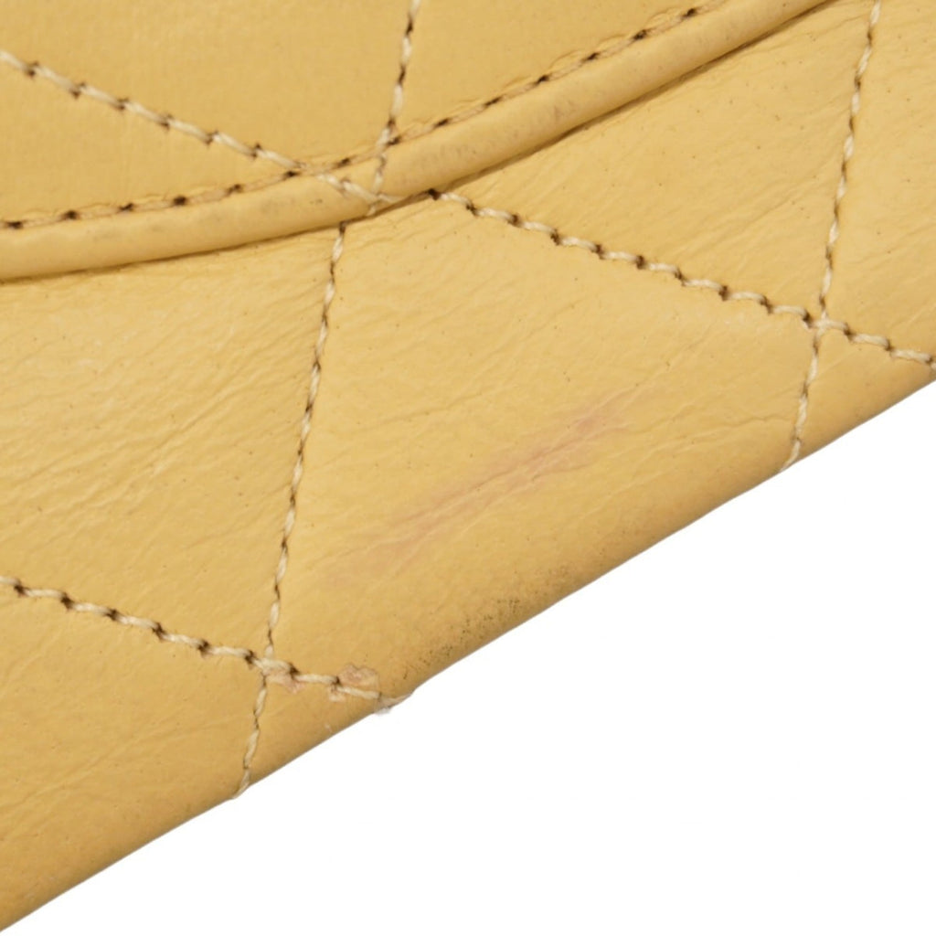 Chanel Beige Leather Shoulder Bag (Pre-Owned)