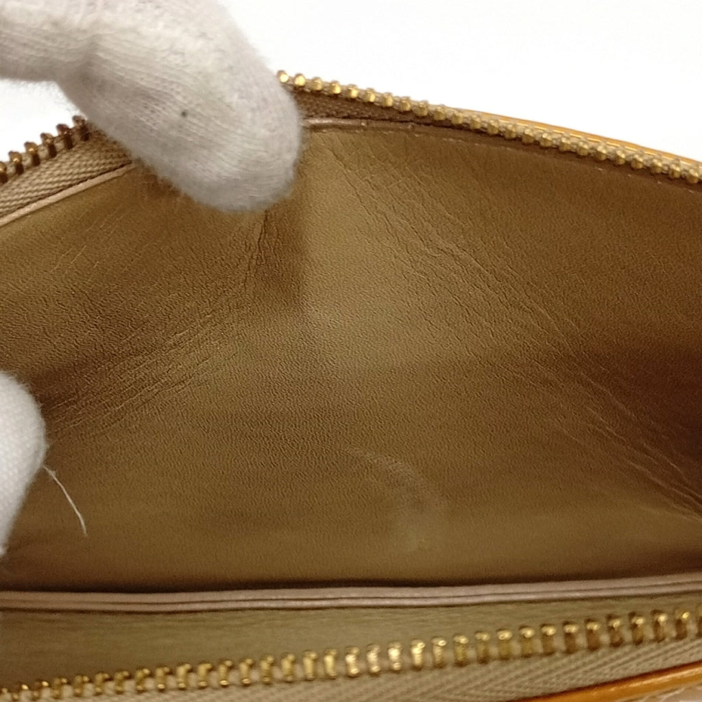Louis Vuitton Beige Yellow Monogram Vernis Handbag Pouch (Pre-Owned)