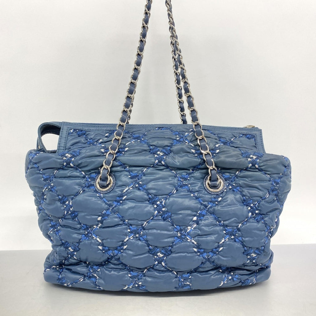 Chanel Blue Nylon Shoulder Bag (Pre-Owned)