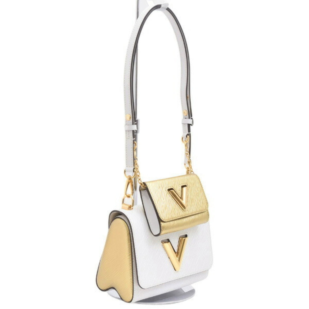 Louis Vuitton Epi White Epi Leather Shoulder Bag (Pre-Owned)