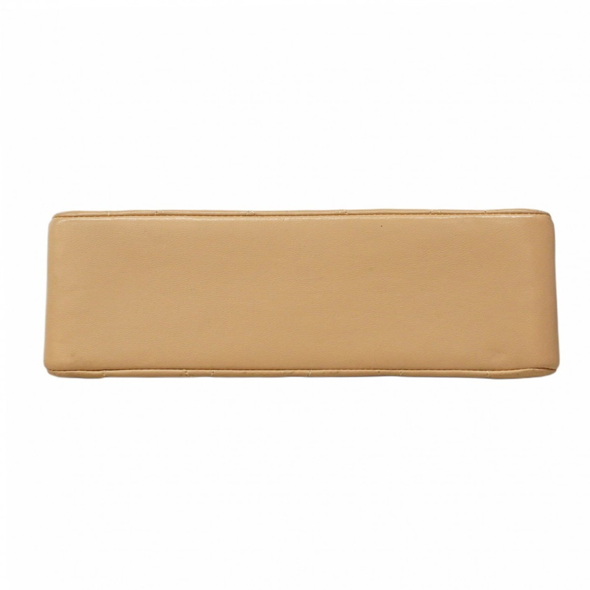 Chanel Beige Leather Shoulder Bag (Pre-Owned)