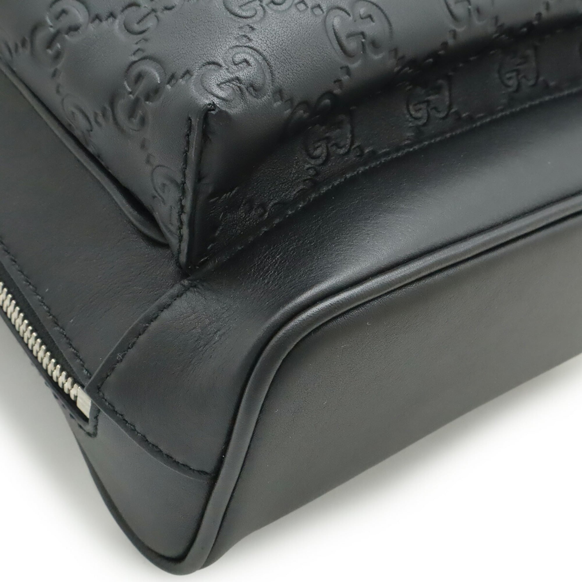 Gucci Black Leather Shoulder Bag (Pre-Owned)