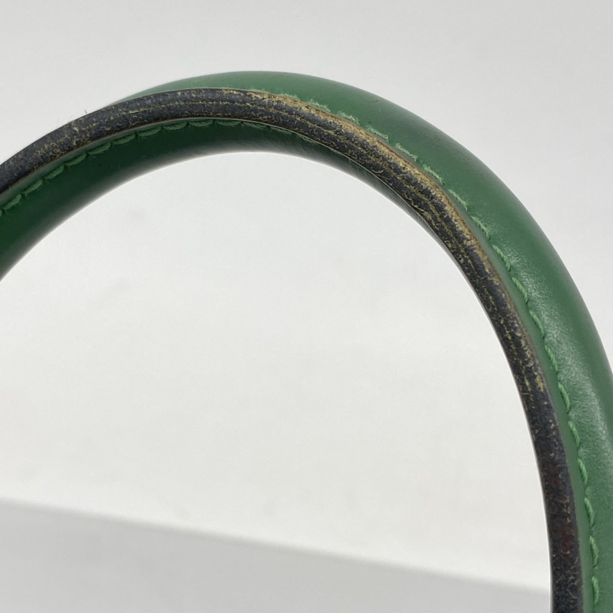 Louis Vuitton Borneo Green Handbag (Pre-Owned)