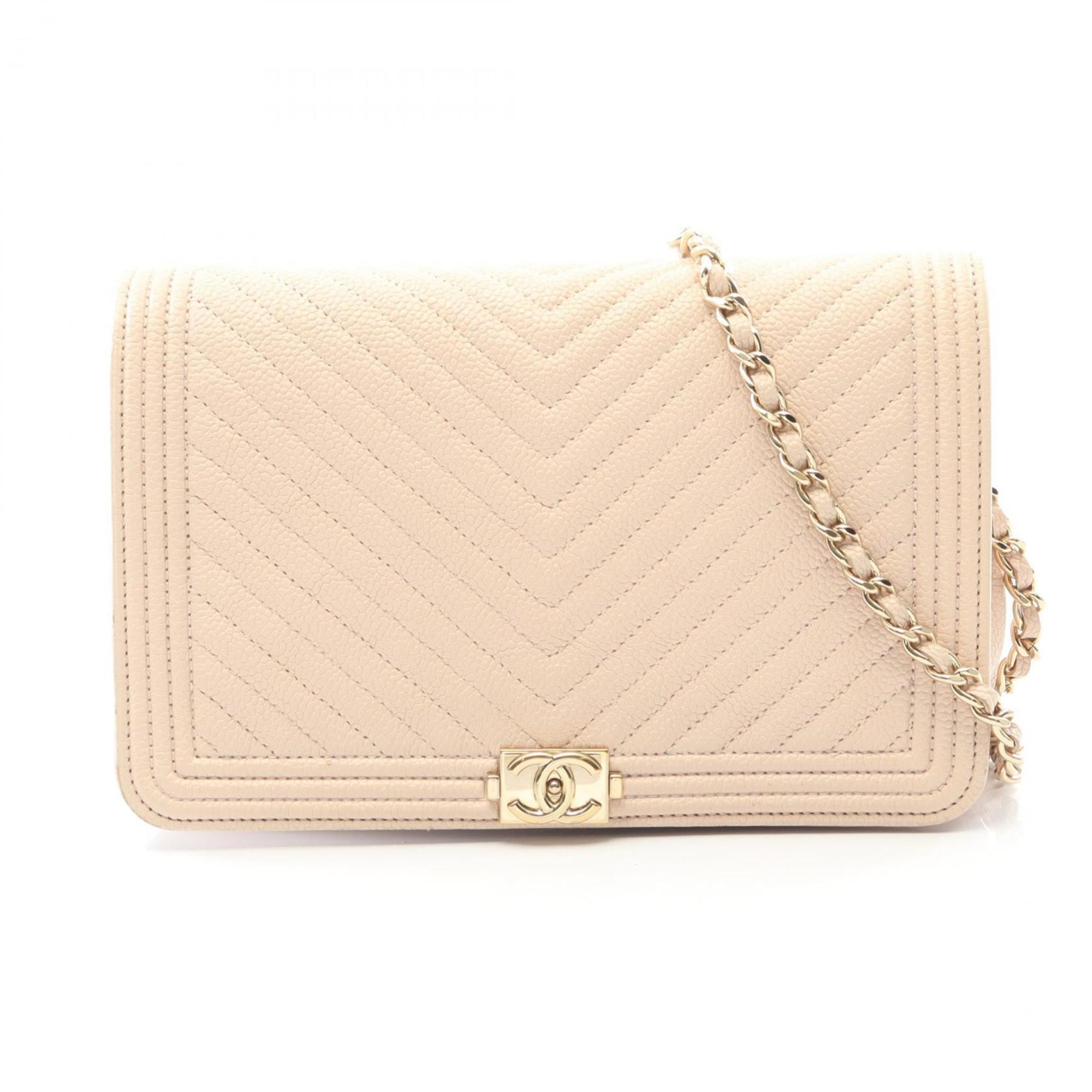 Chanel Beige Leather Shoulder Bag (Pre-Owned)
